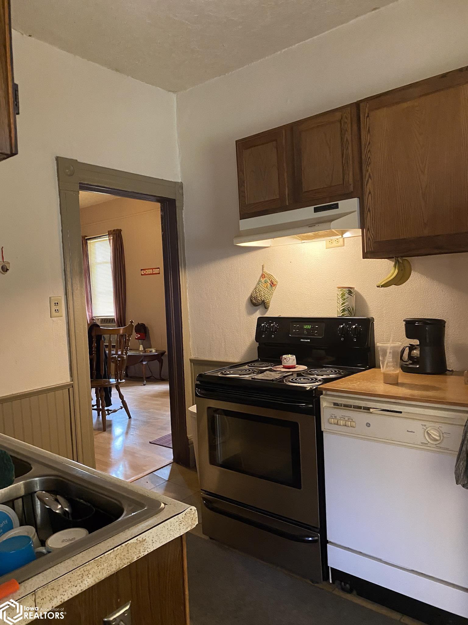 202 E Maple Street, Red Oak, Iowa image 12