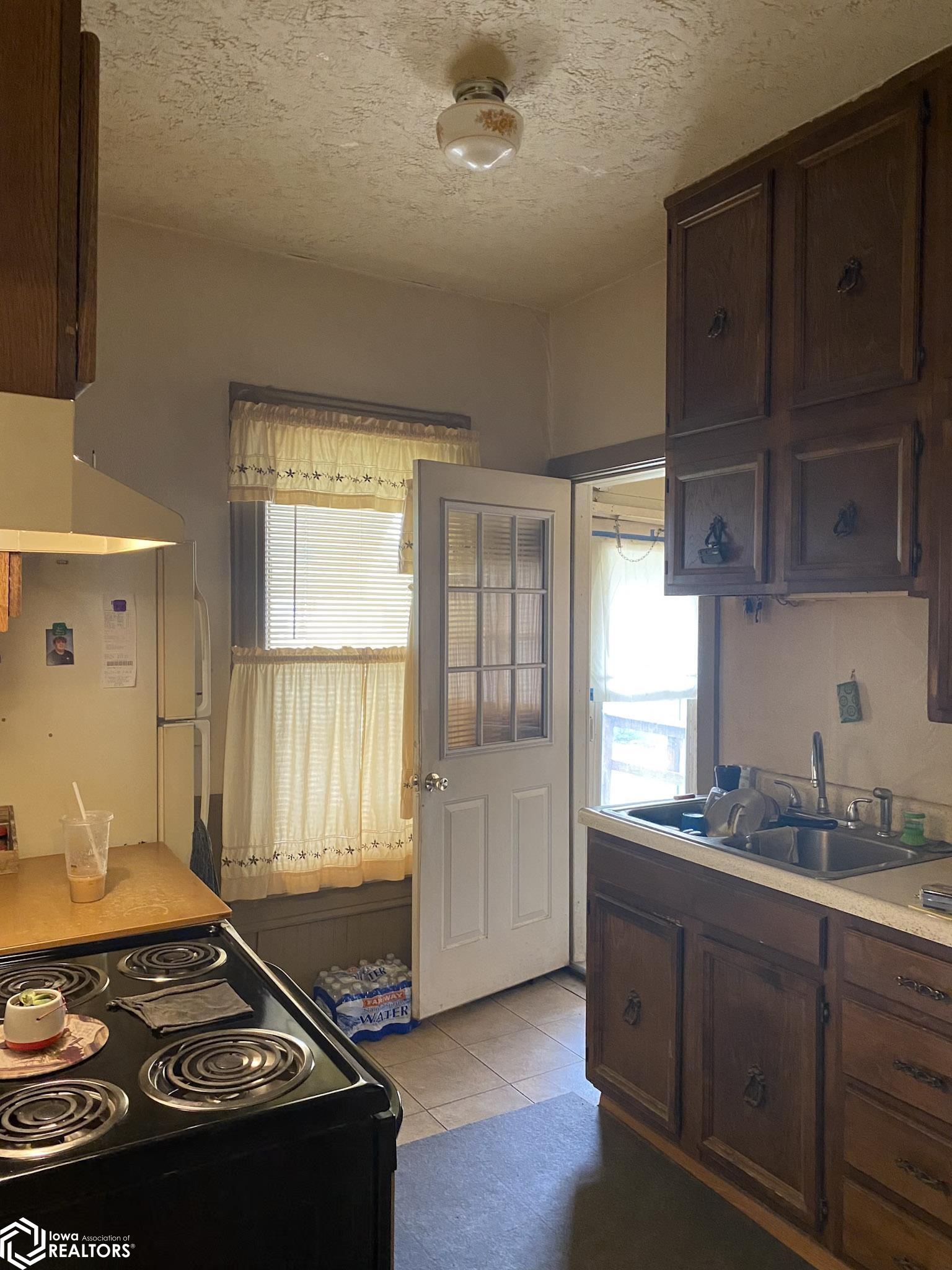 202 E Maple Street, Red Oak, Iowa image 13