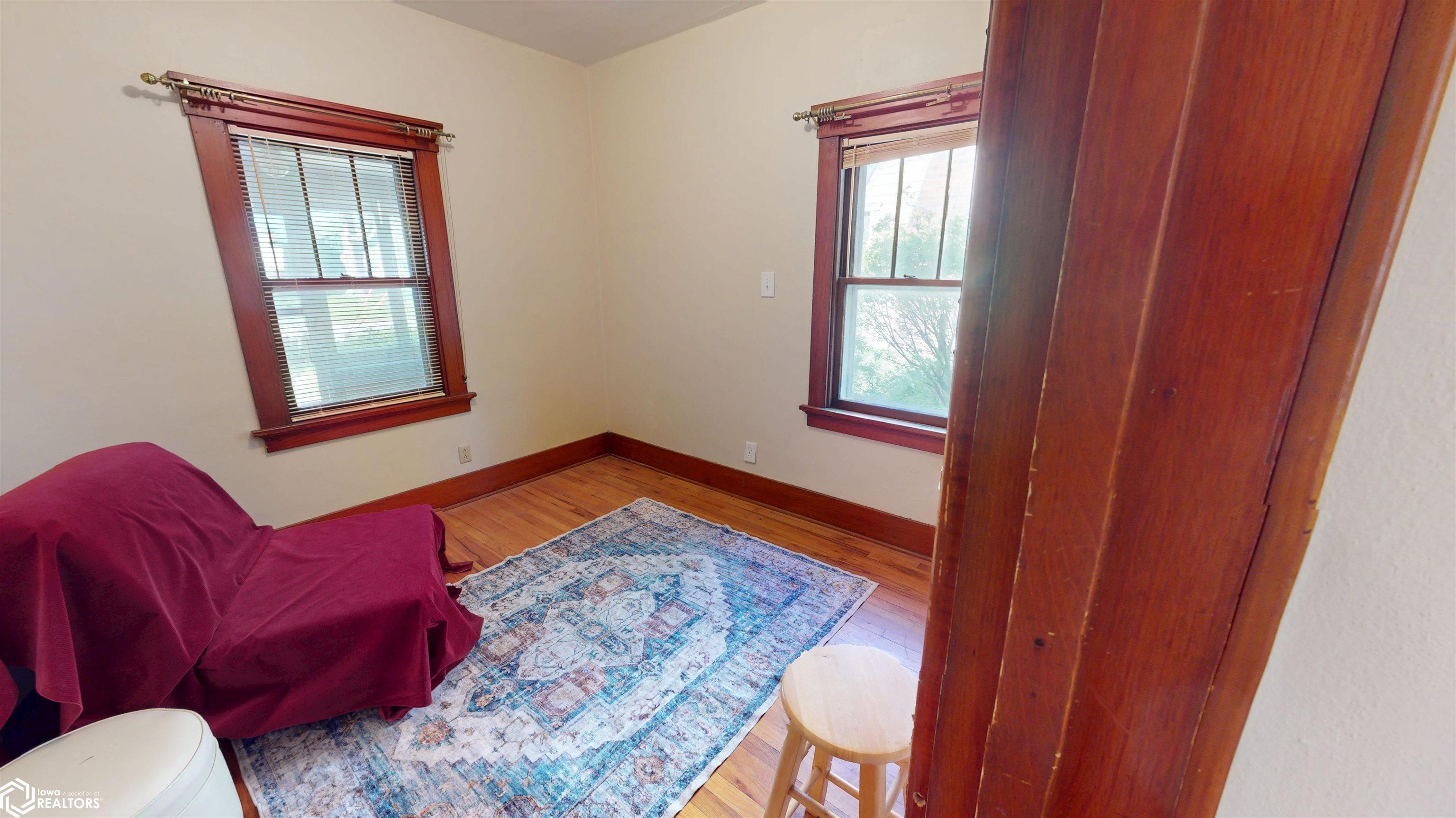 304 E Kirkwood Avenue, Fairfield, Iowa image 11