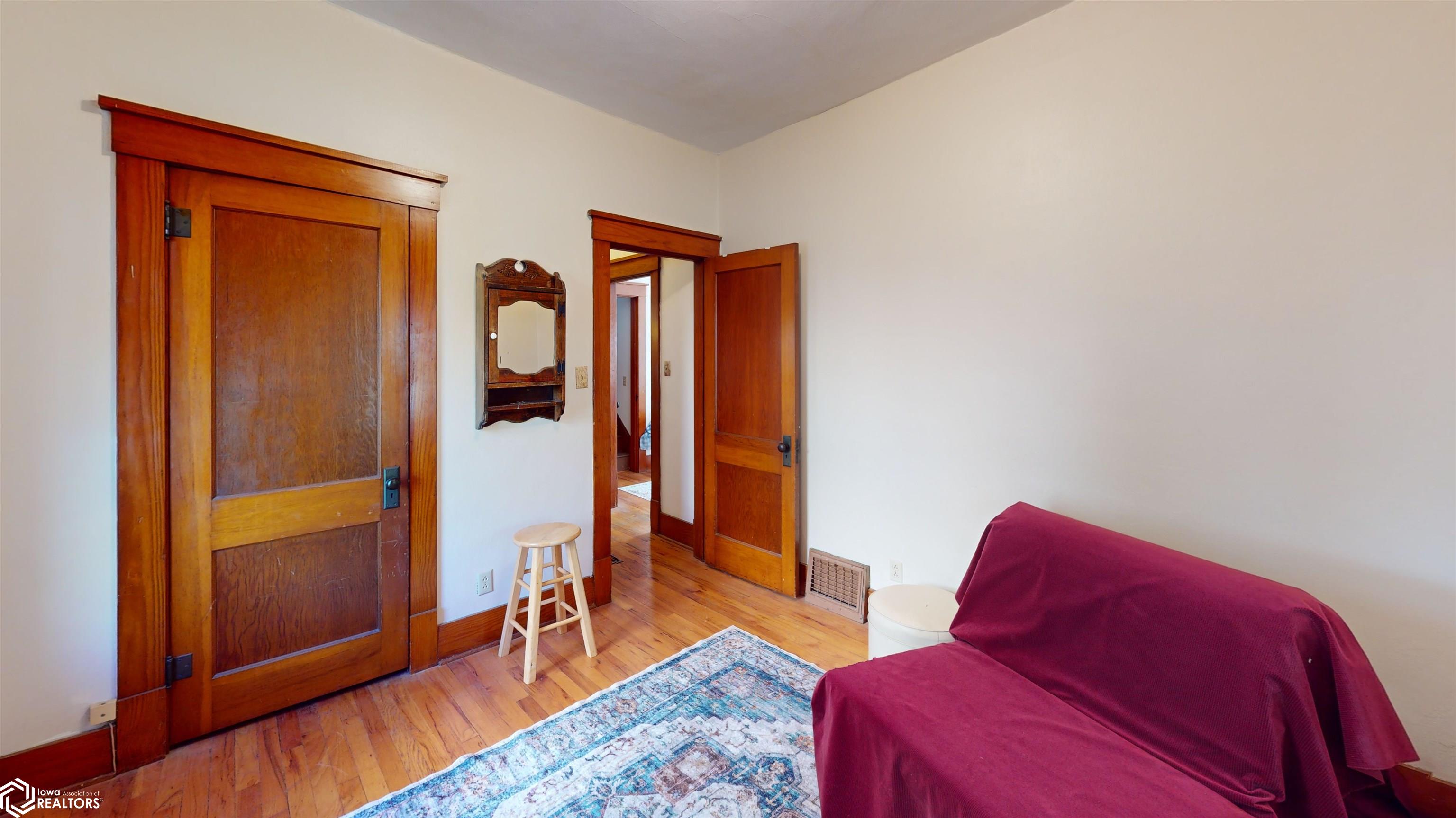 304 E Kirkwood Avenue, Fairfield, Iowa image 12