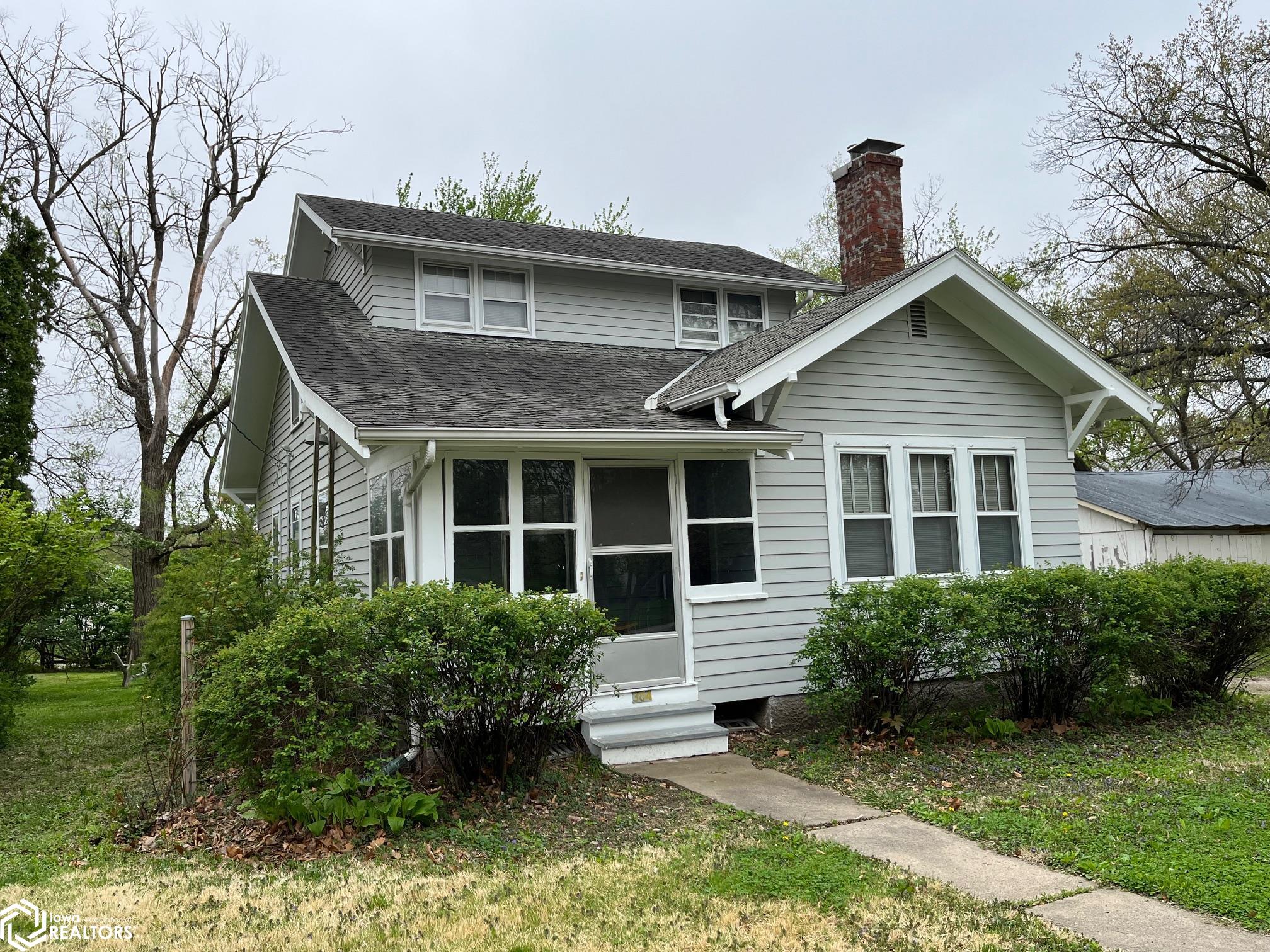 304 E Kirkwood Avenue, Fairfield, Iowa image 3