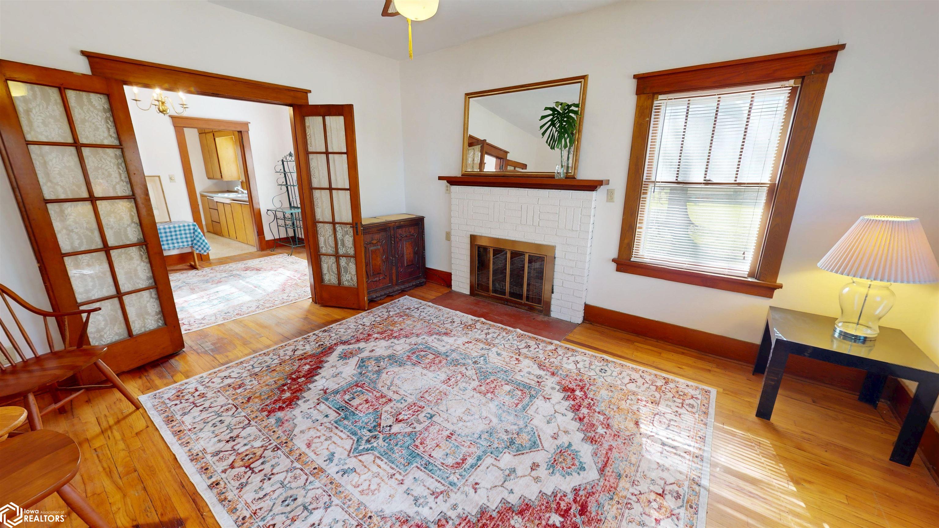 304 E Kirkwood Avenue, Fairfield, Iowa image 6