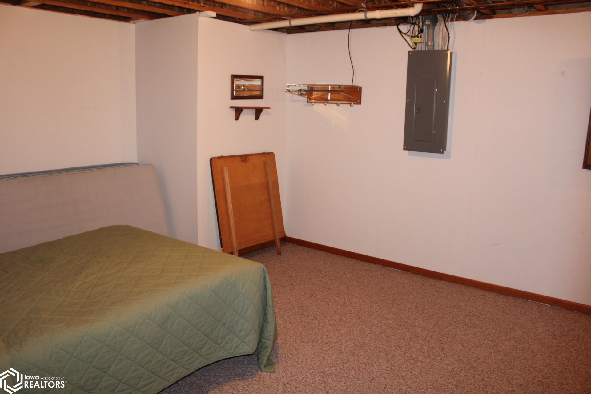 110 W 7th Street, Garner, Iowa image 13
