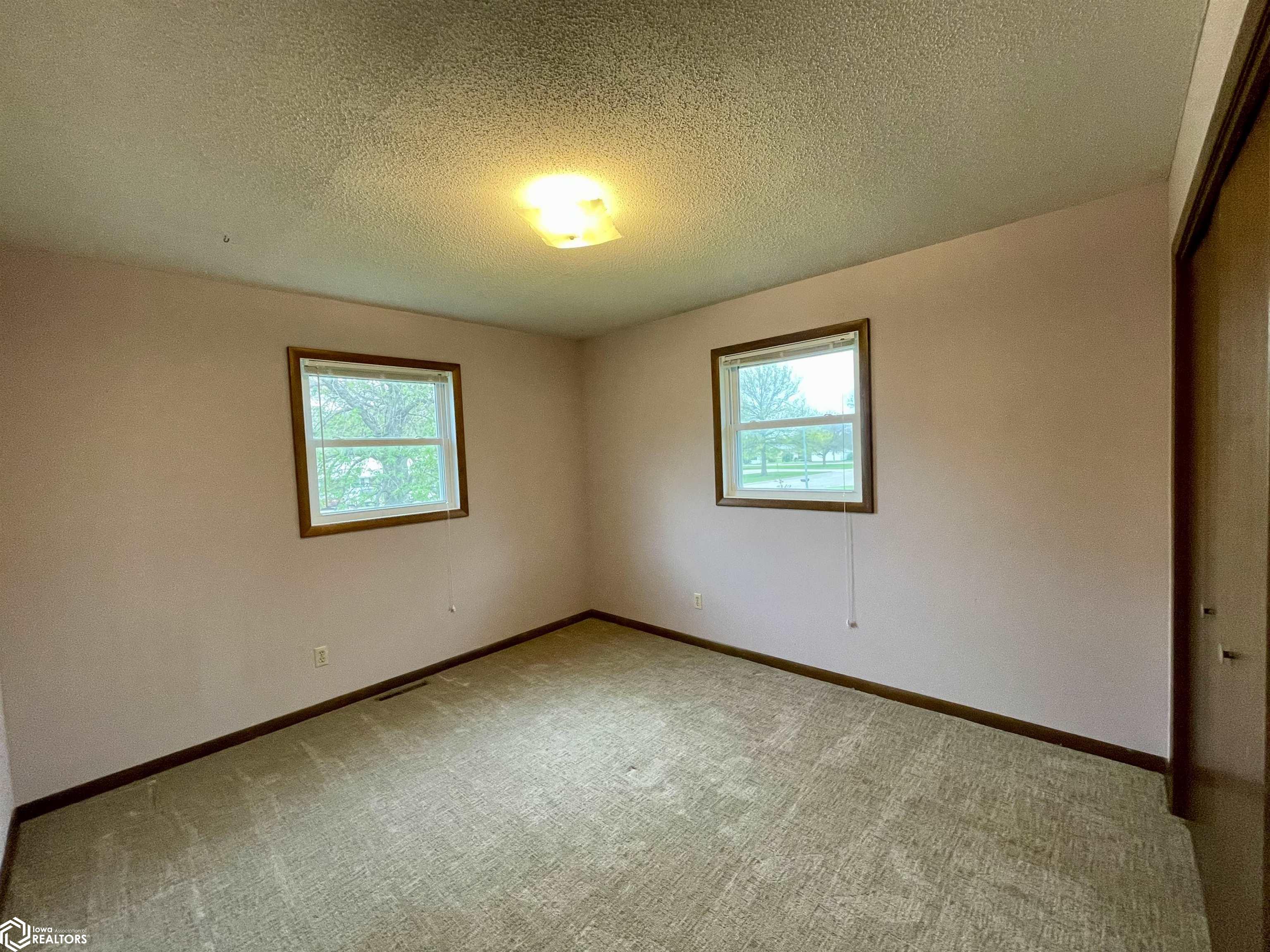 612 6th Street, West Point, Iowa image 18