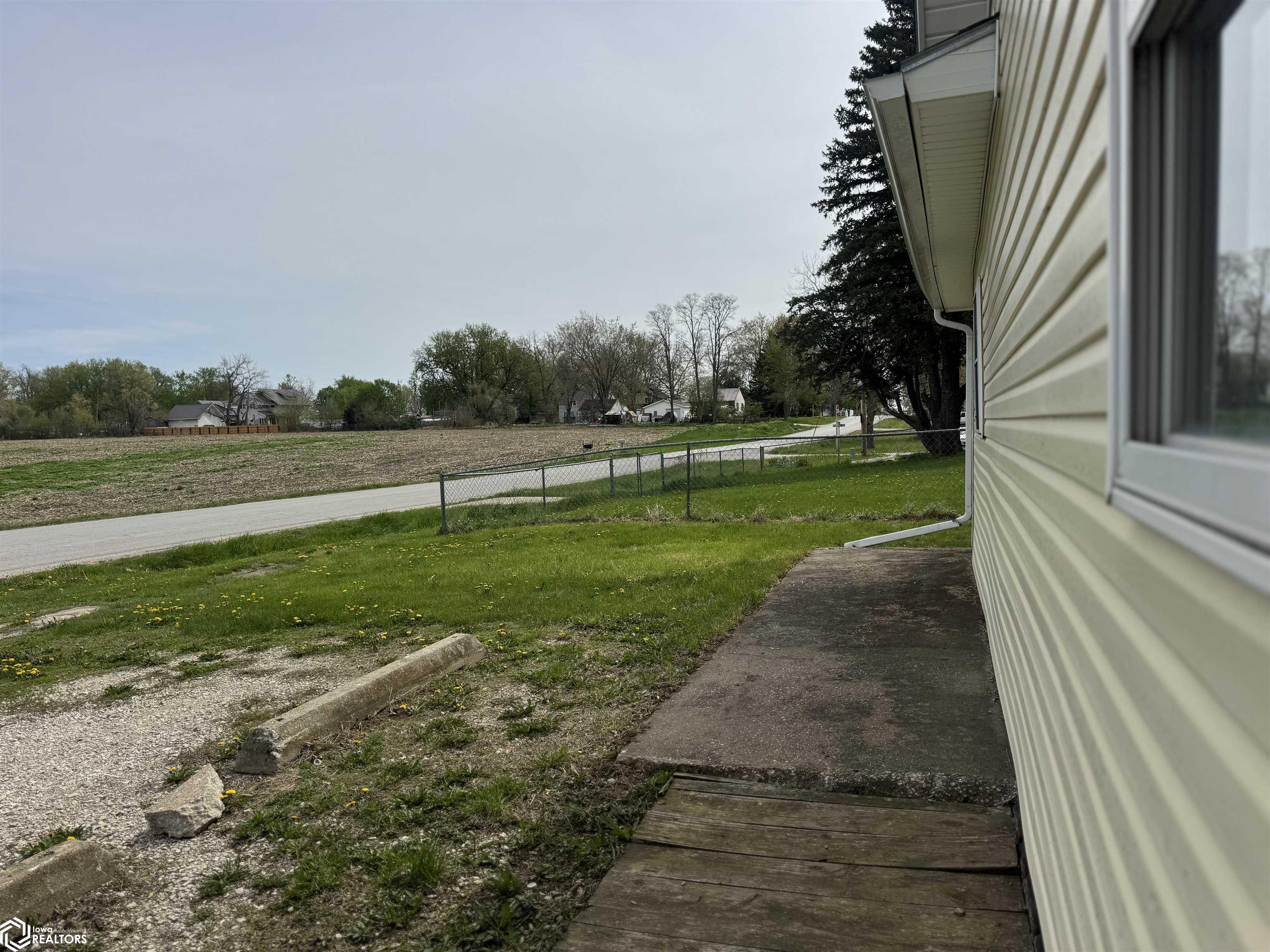 706 5th Street, Lorimor, Iowa image 3
