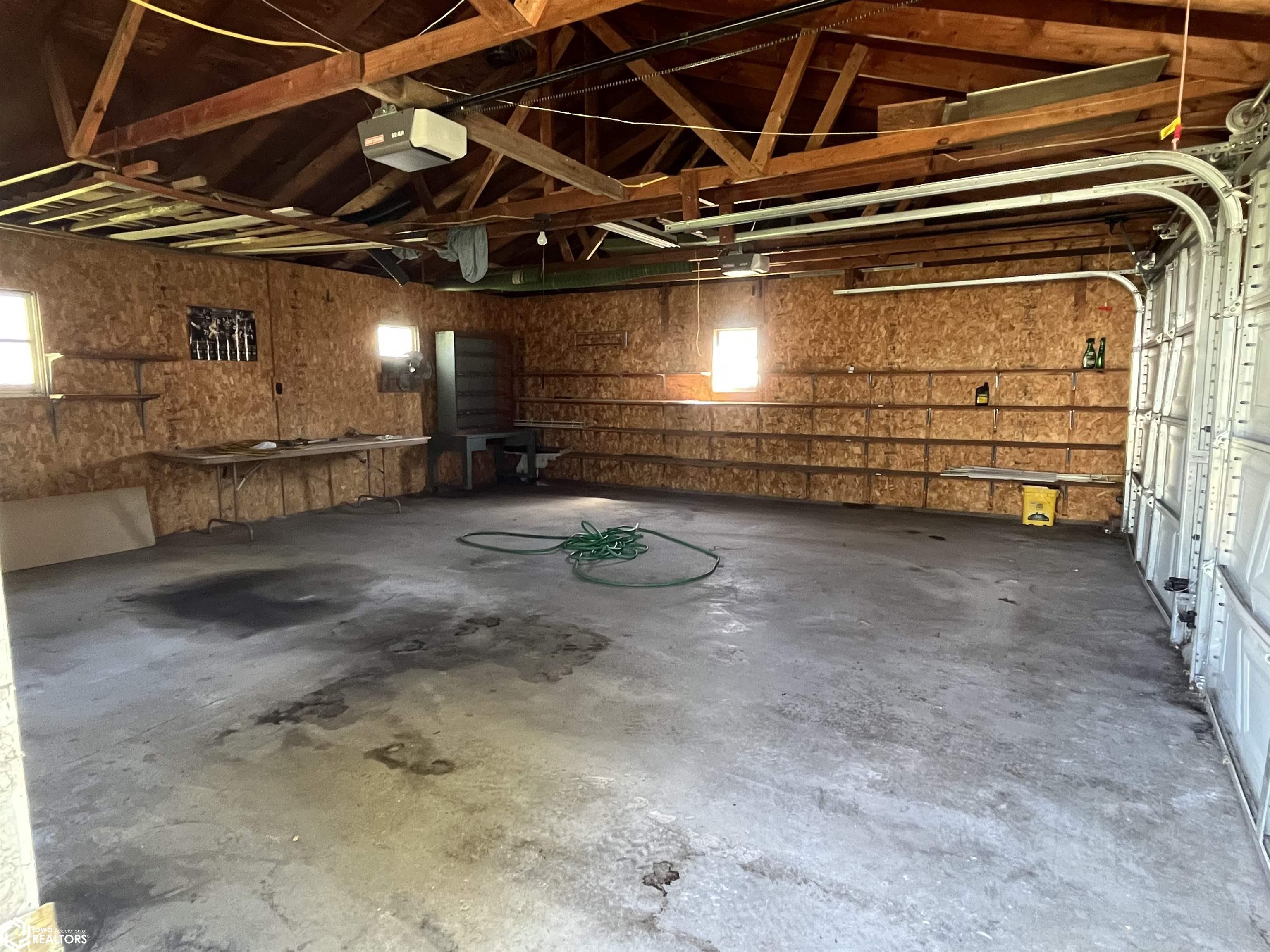 1104 2nd Avenue, Albia, Iowa image 27