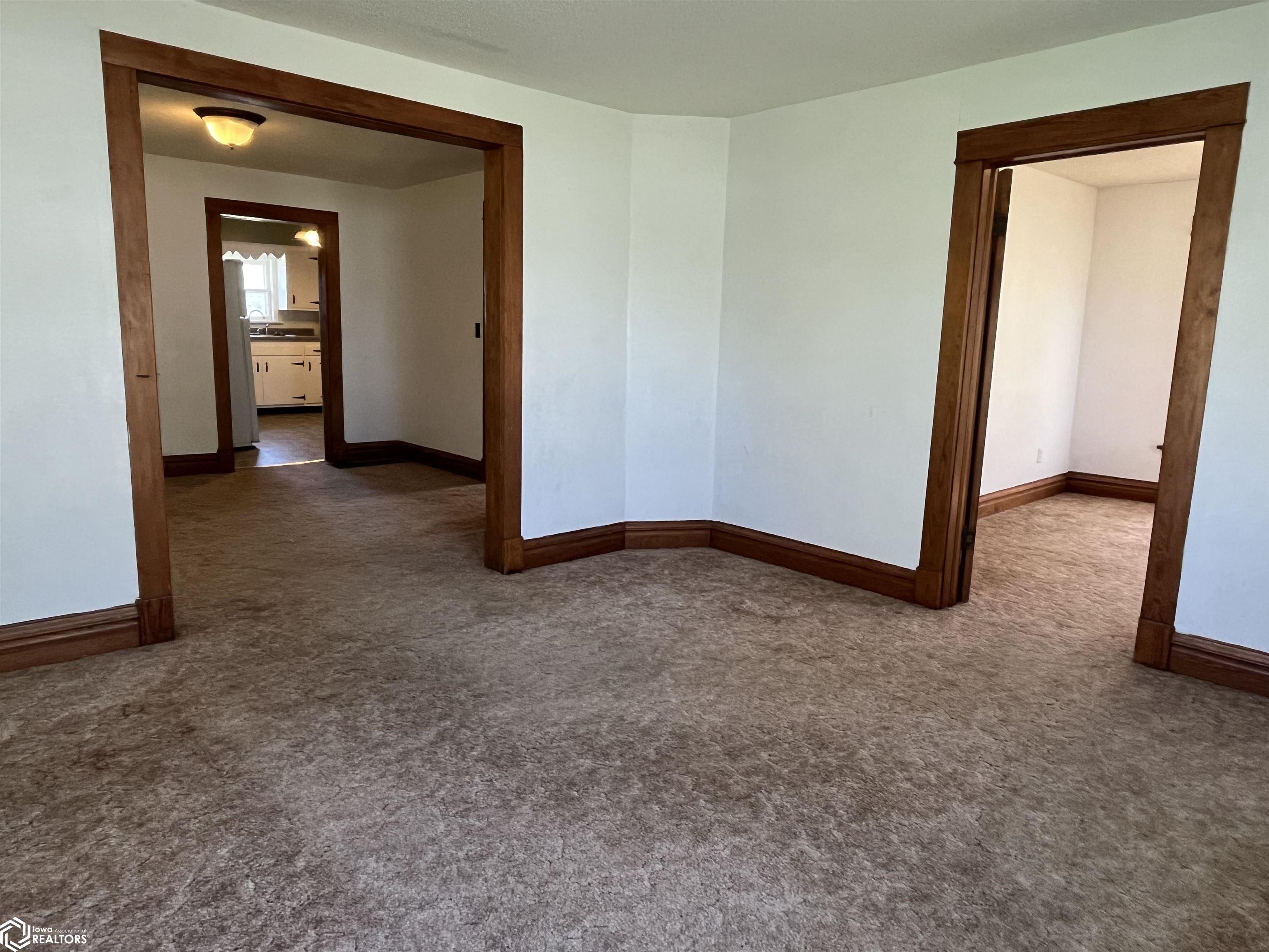 1104 2nd Avenue, Albia, Iowa image 4