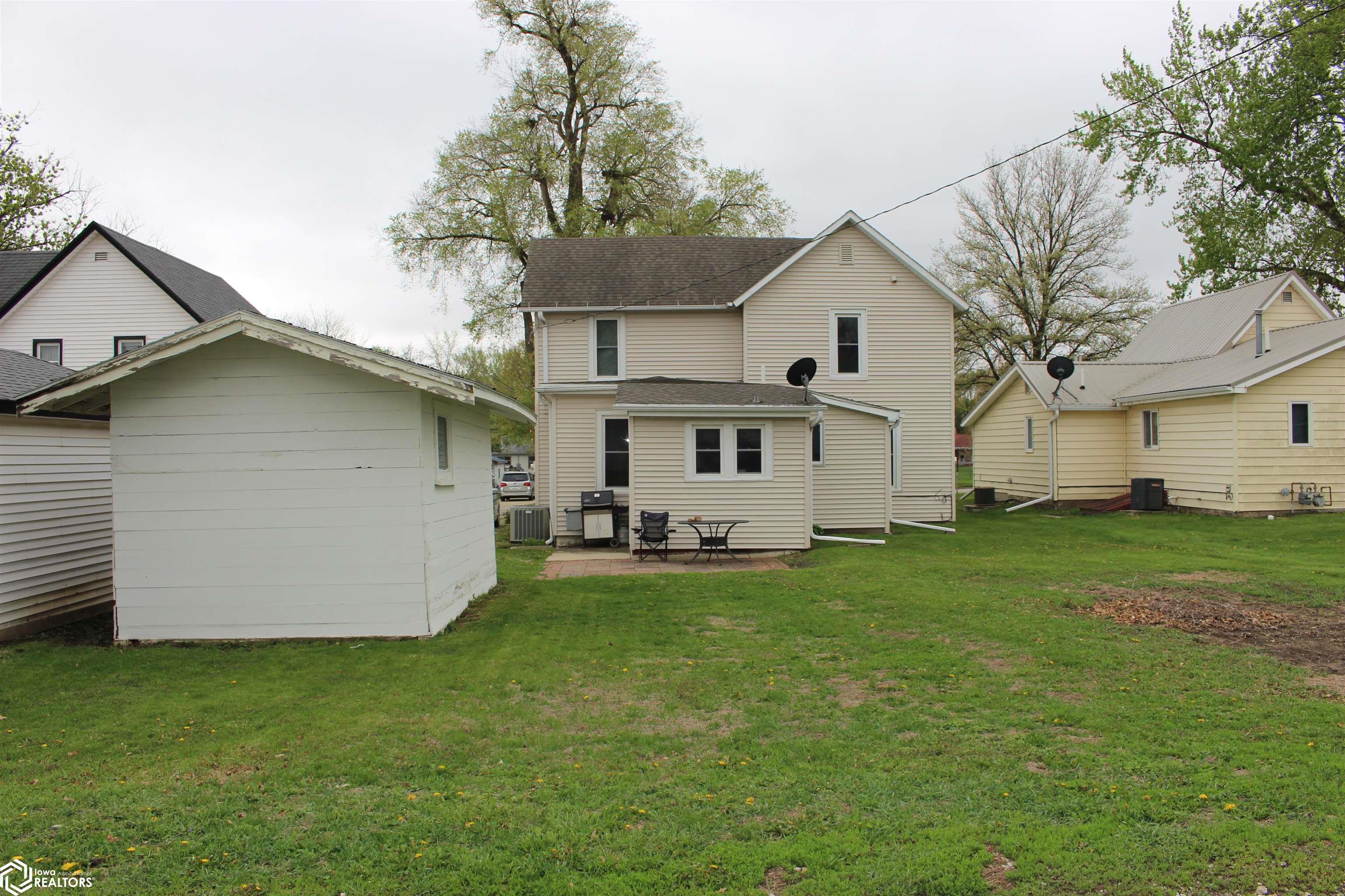 403 5th Street, Griswold, Iowa image 3