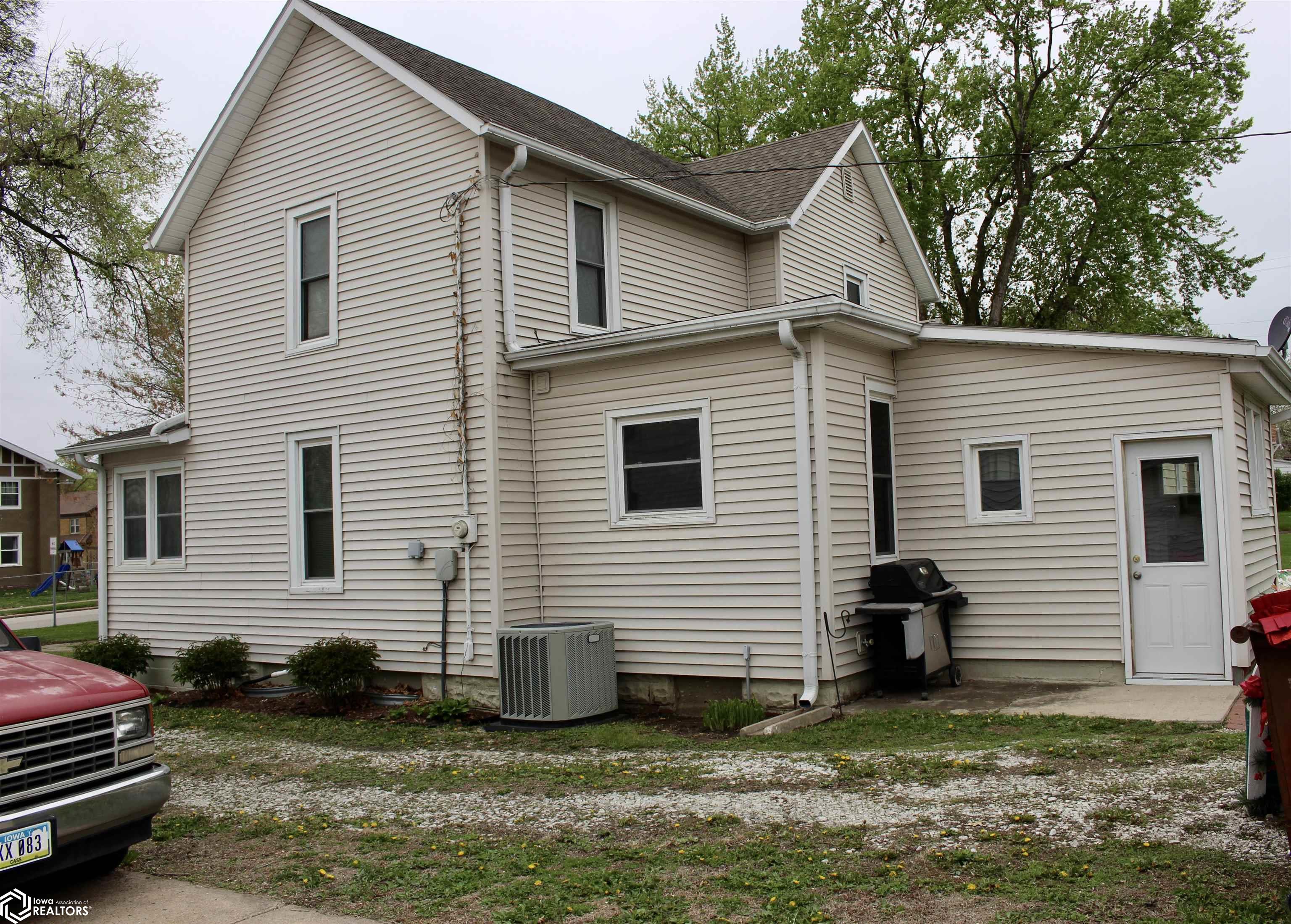 403 5th Street, Griswold, Iowa image 4