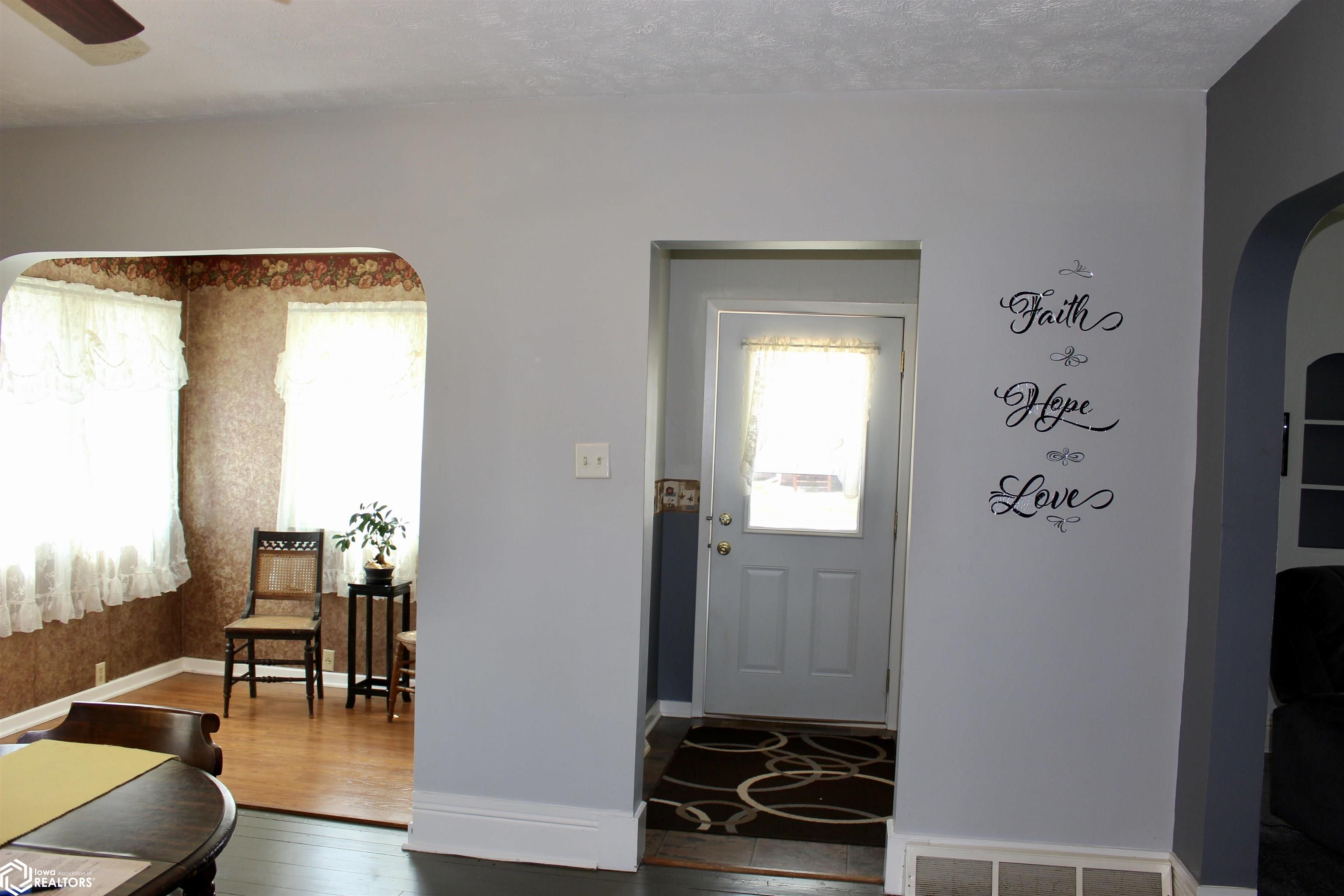 403 5th Street, Griswold, Iowa image 5