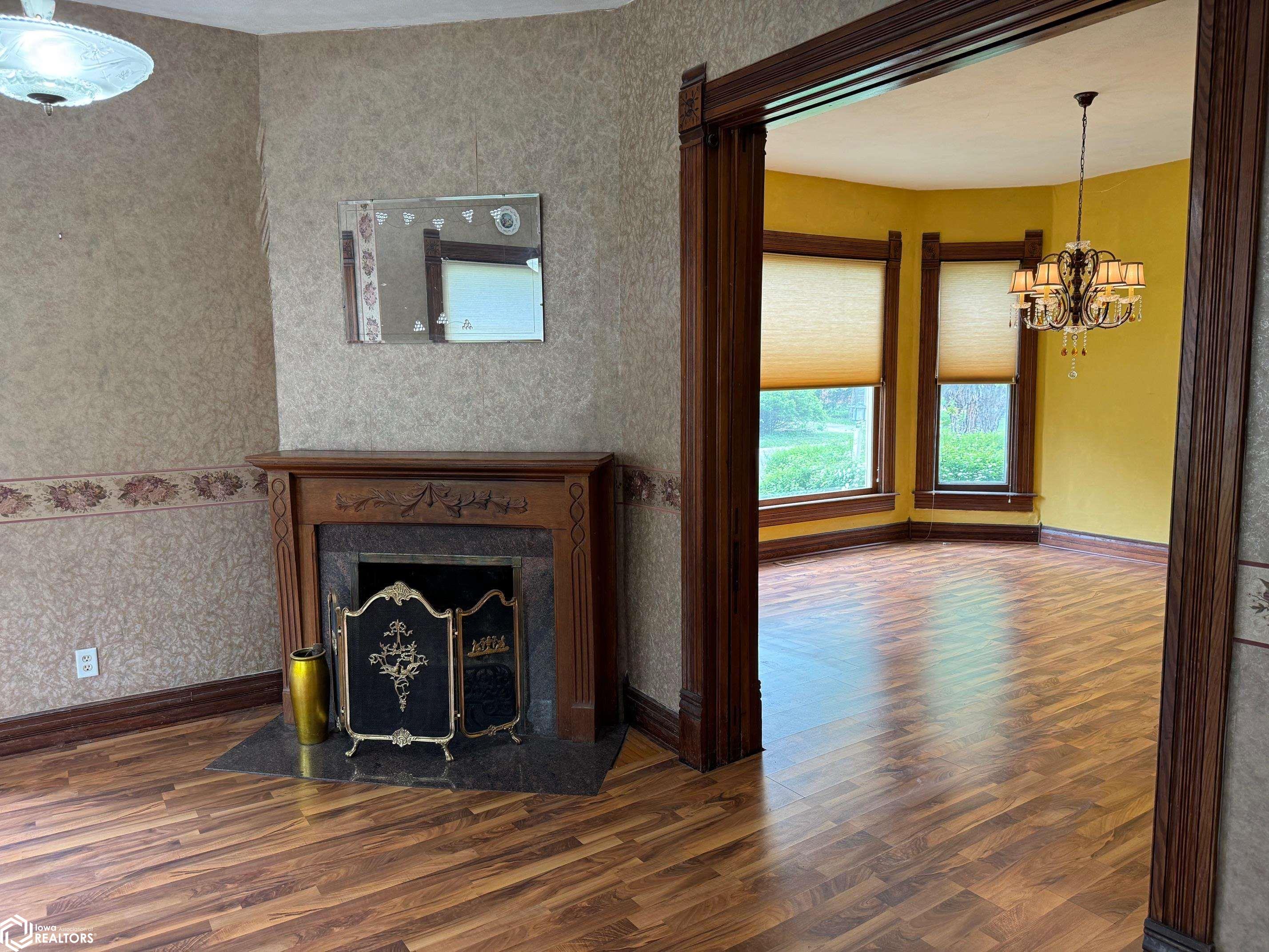 300 W Washington Avenue, Fairfield, Iowa image 12