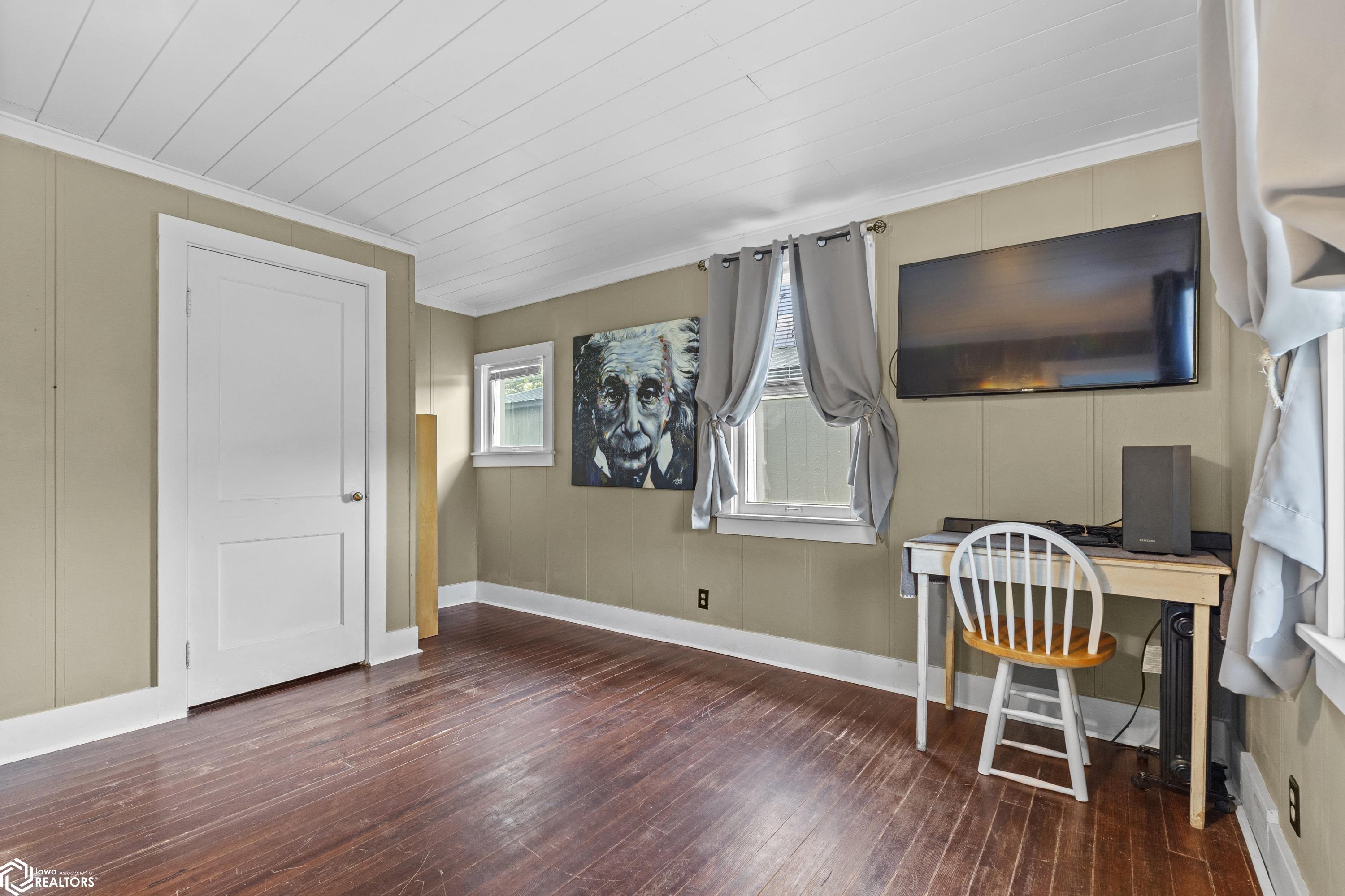 3802 Tipton Road, Muscatine, Iowa image 11