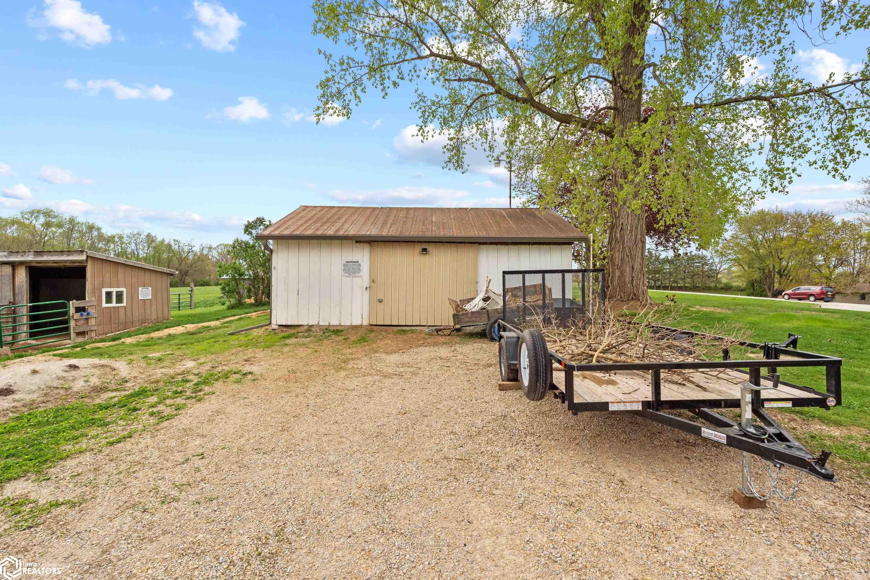 3802 Tipton Road, Muscatine, Iowa image 20