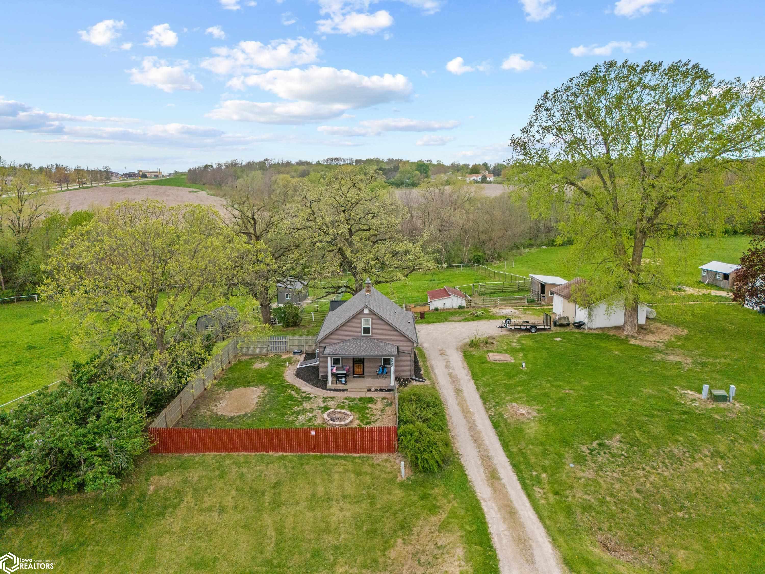3802 Tipton Road, Muscatine, Iowa image 22