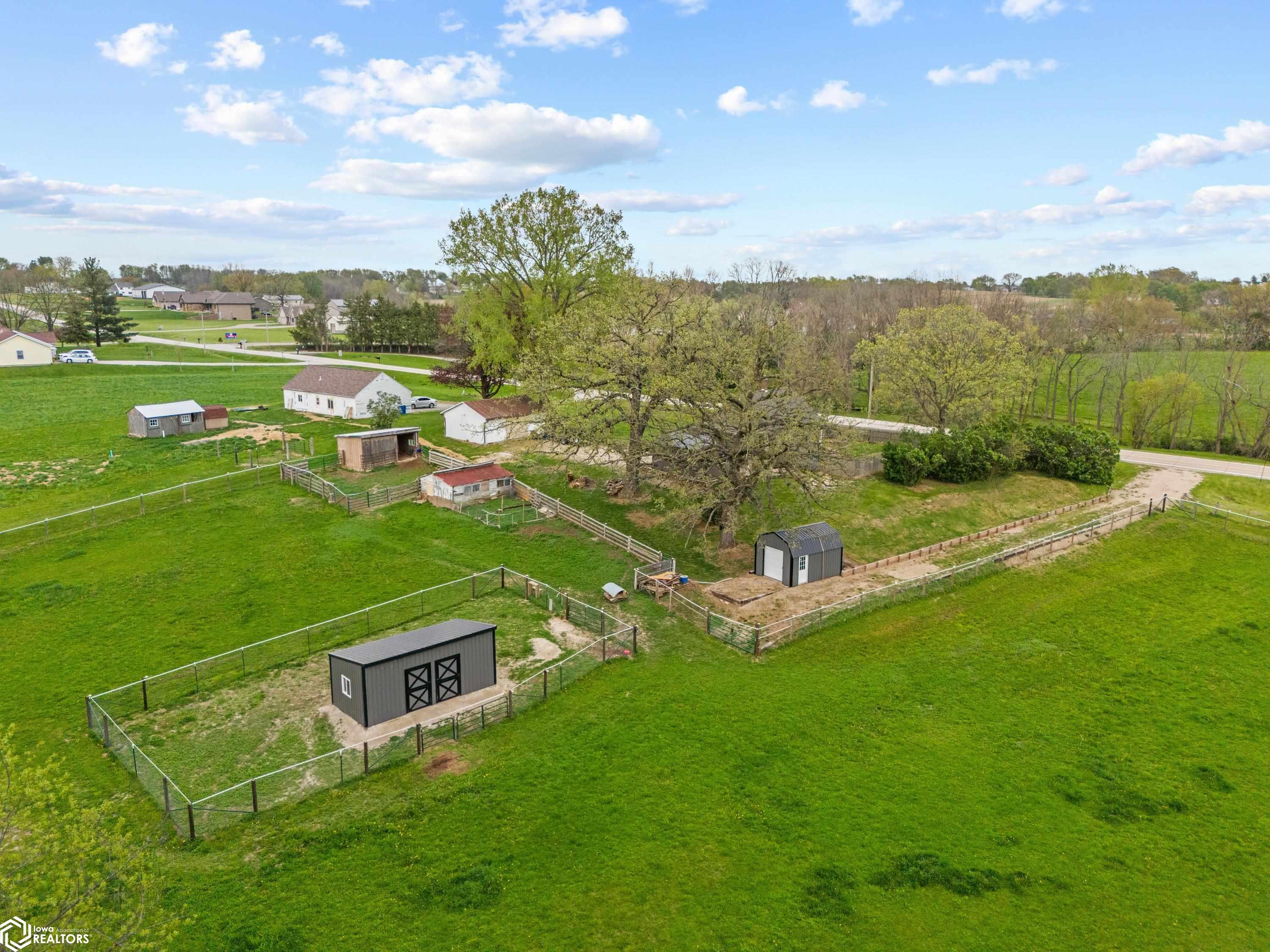 3802 Tipton Road, Muscatine, Iowa image 25