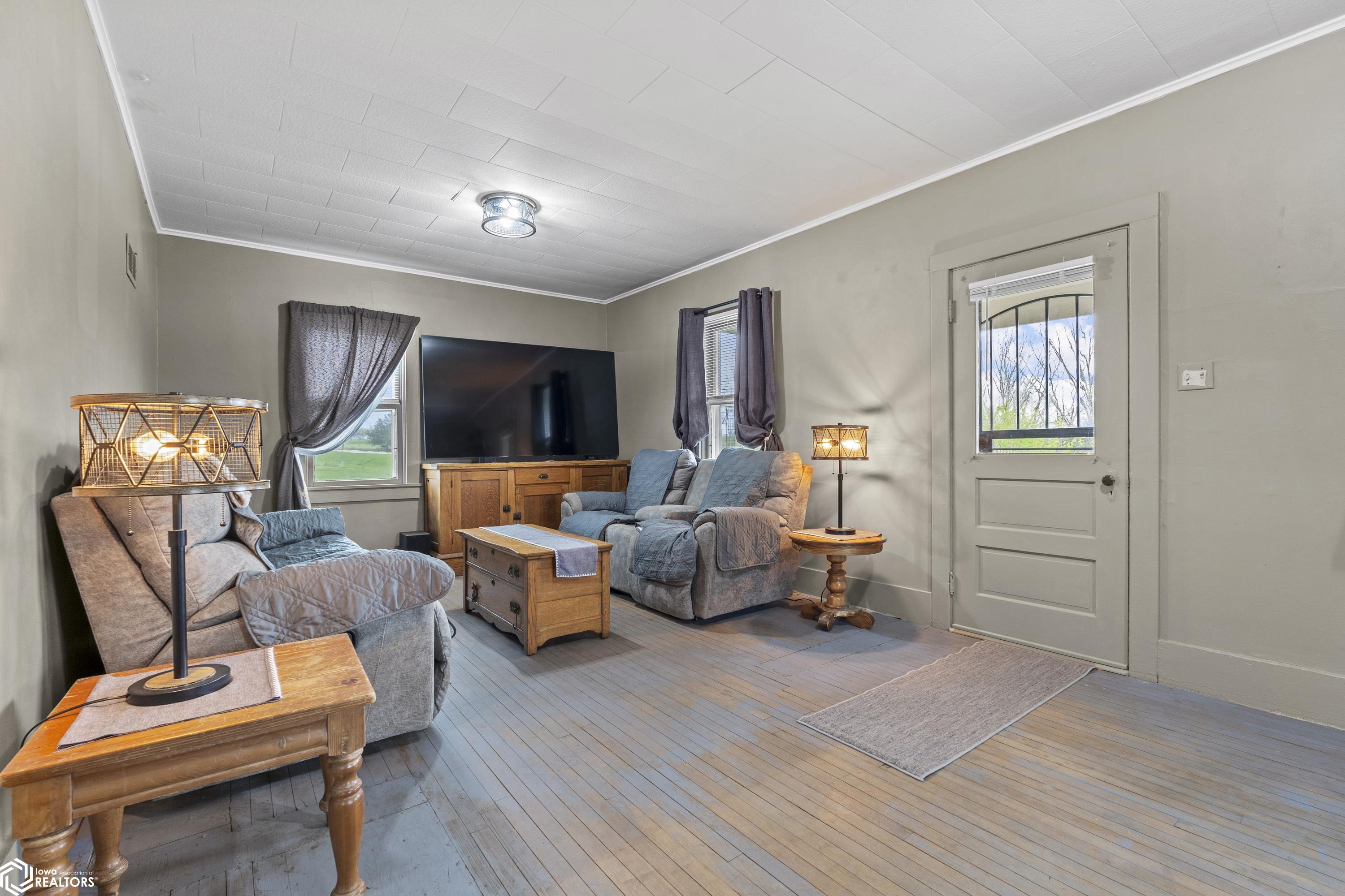 3802 Tipton Road, Muscatine, Iowa image 4