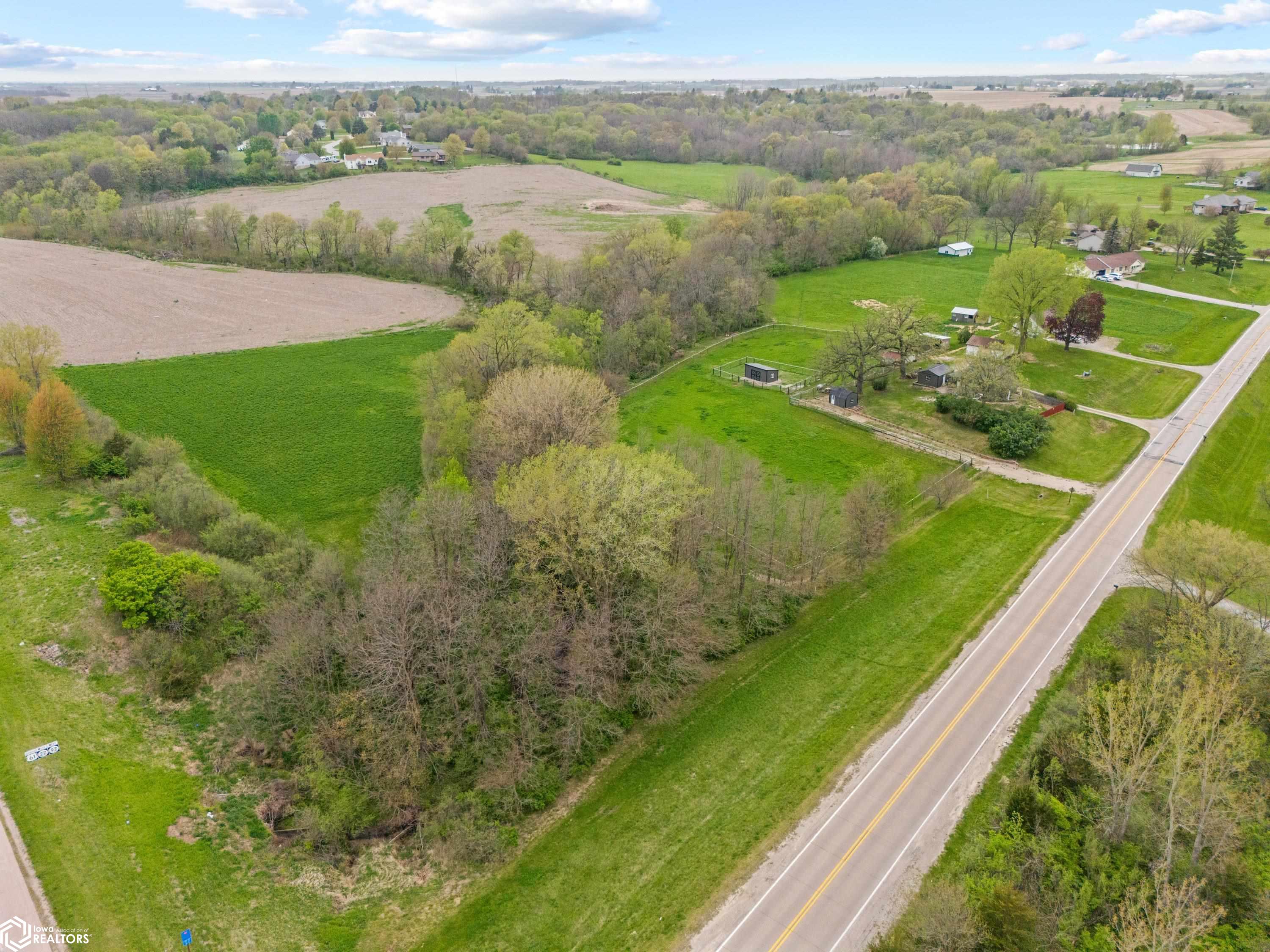 3802 Tipton Road, Muscatine, Iowa image 32