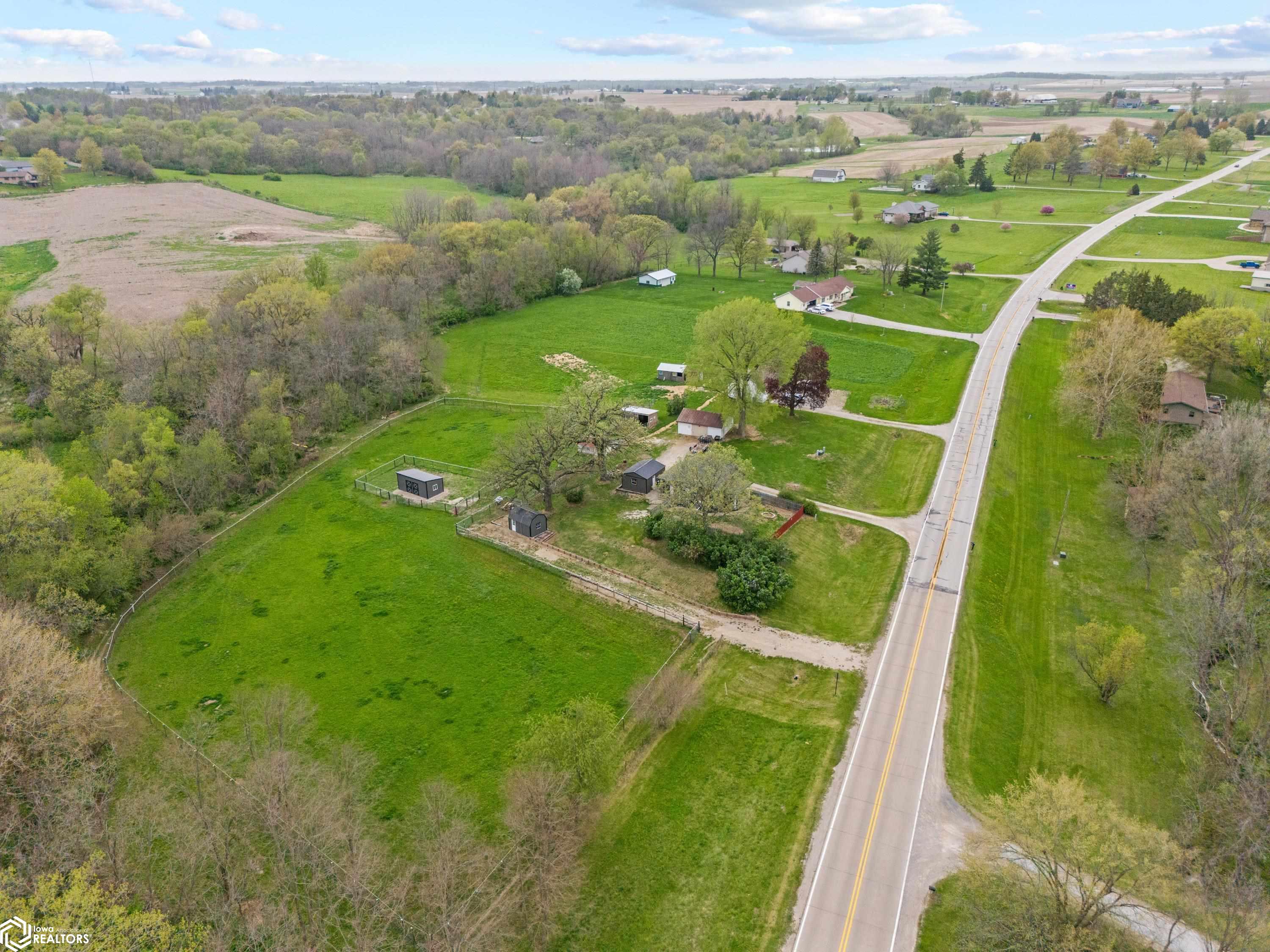 3802 Tipton Road, Muscatine, Iowa image 33