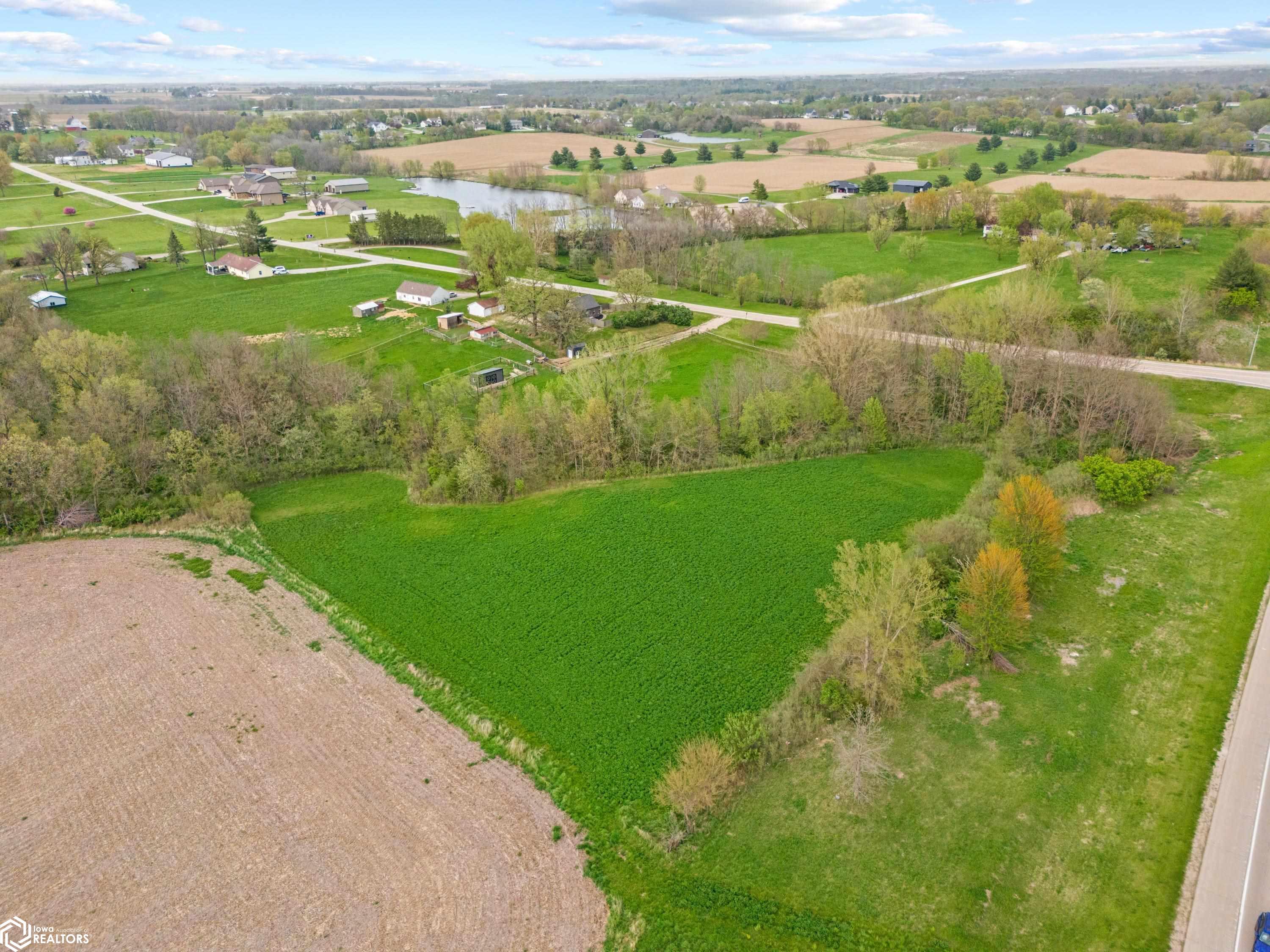3802 Tipton Road, Muscatine, Iowa image 35