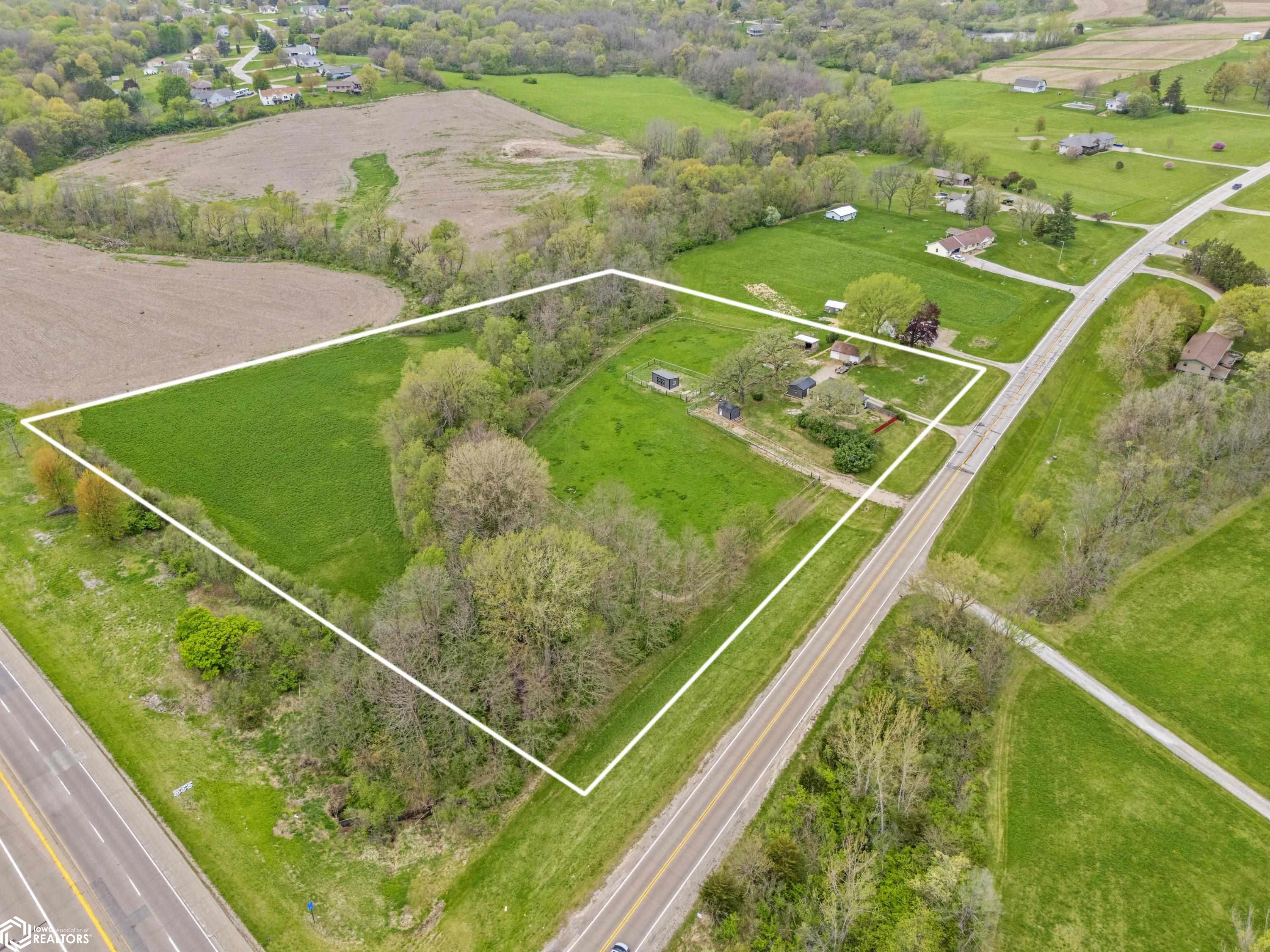 3802 Tipton Road, Muscatine, Iowa image 43