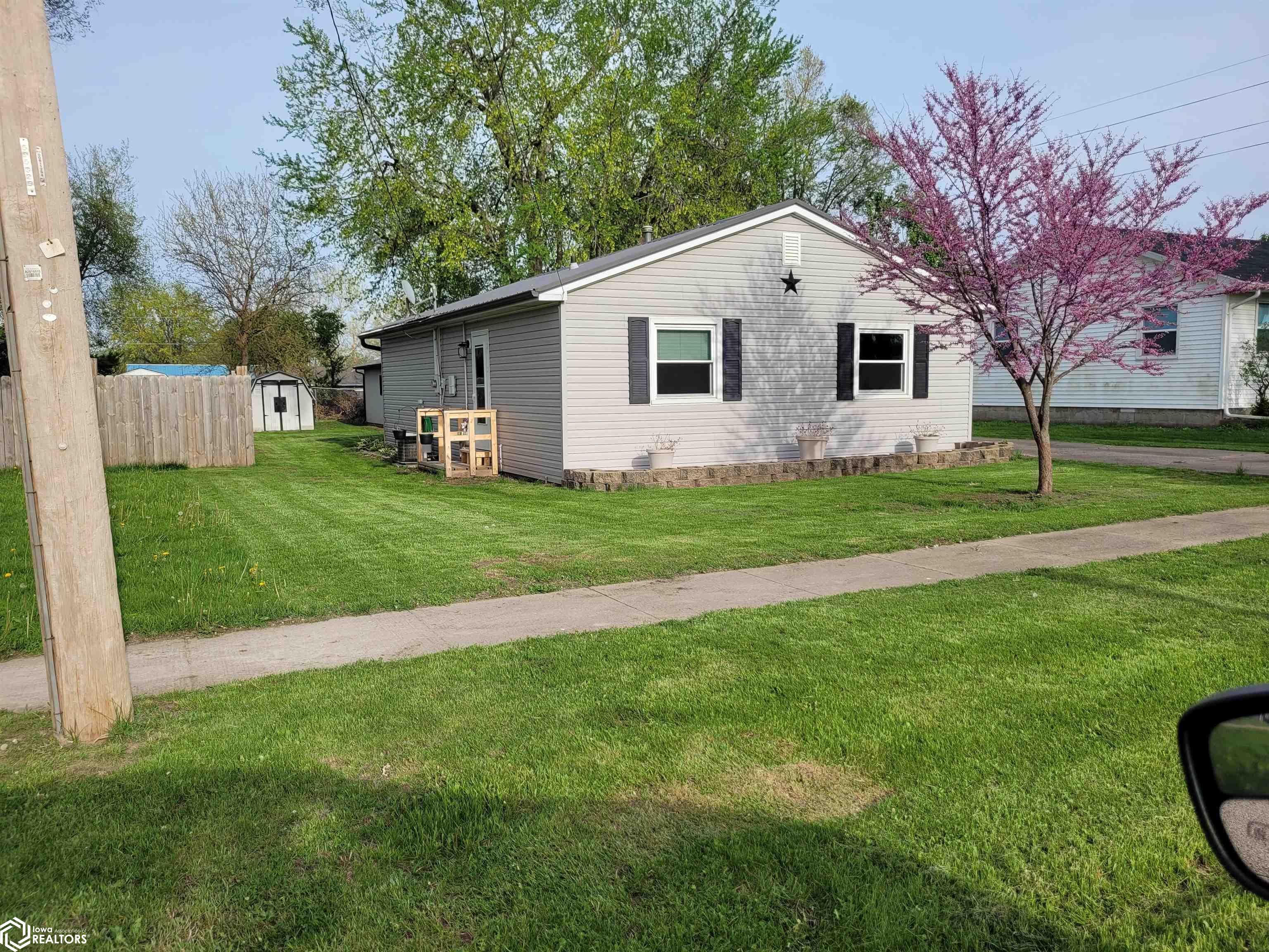 858 S Ward, Ottumwa, Iowa image 1