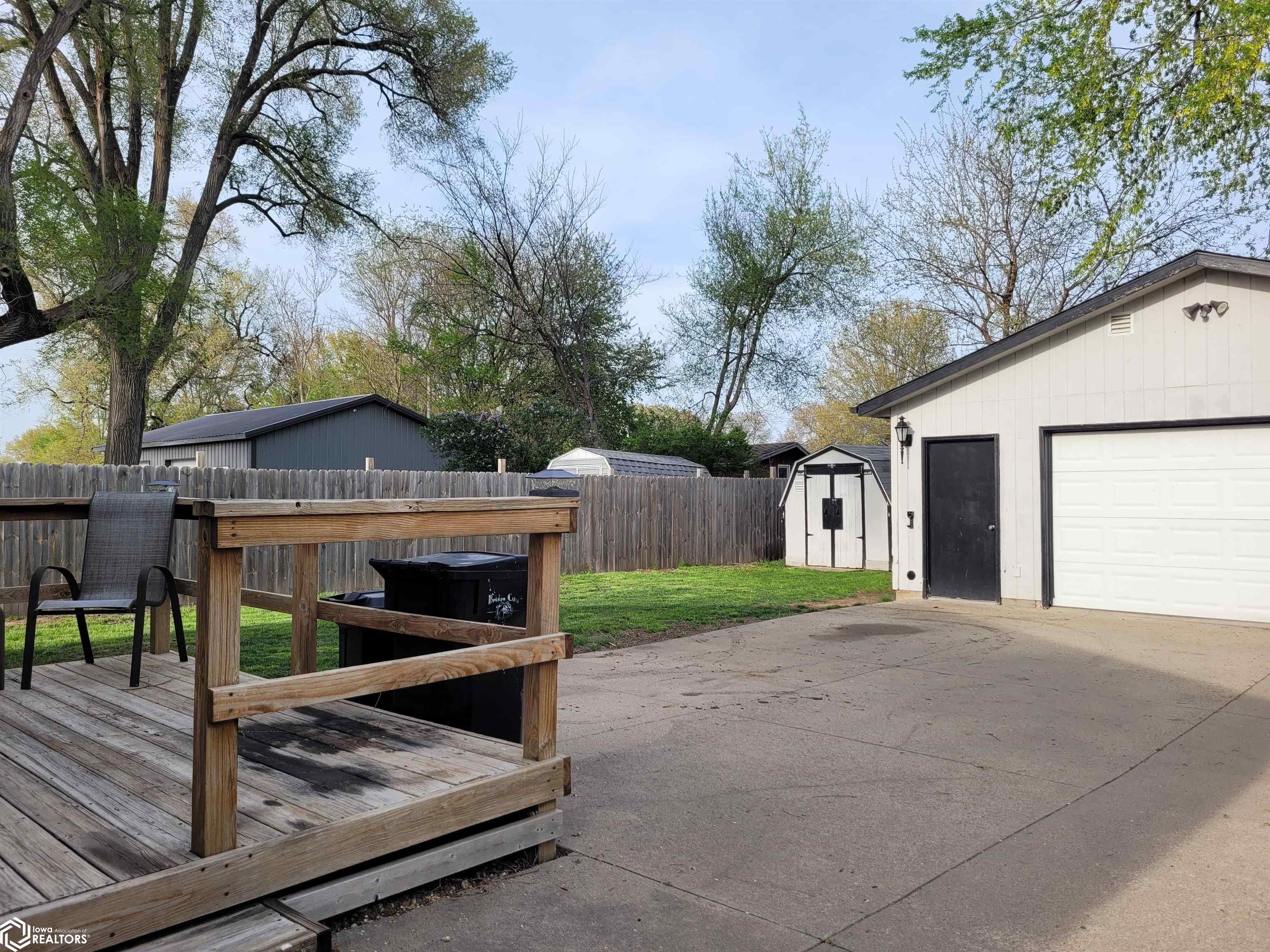 858 S Ward, Ottumwa, Iowa image 4