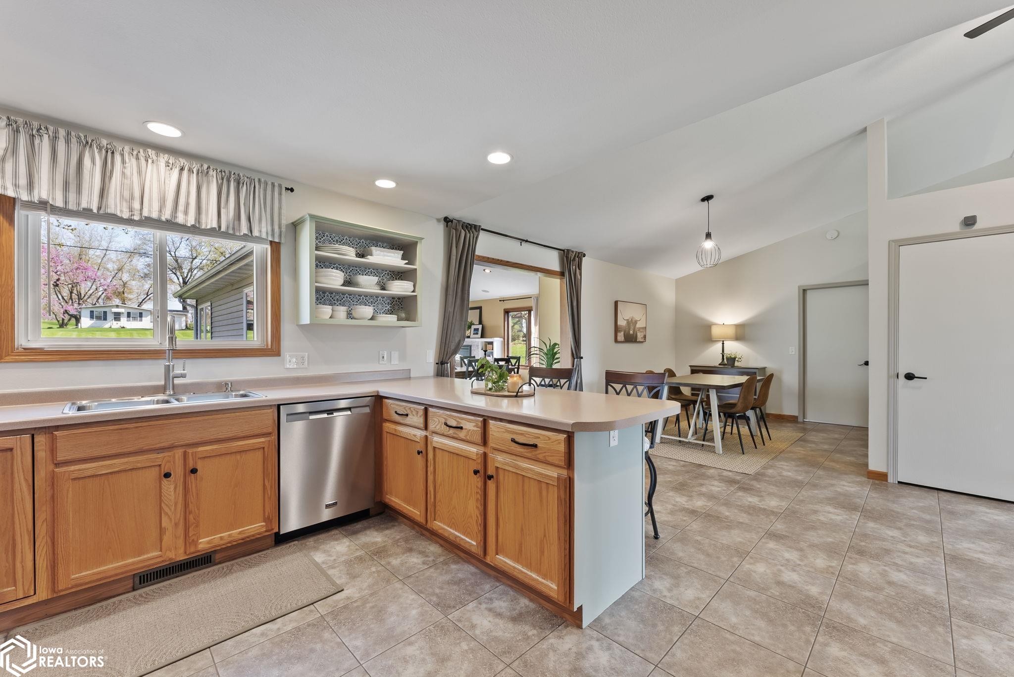 108 Fairview Drive, Wellman, Iowa image 13