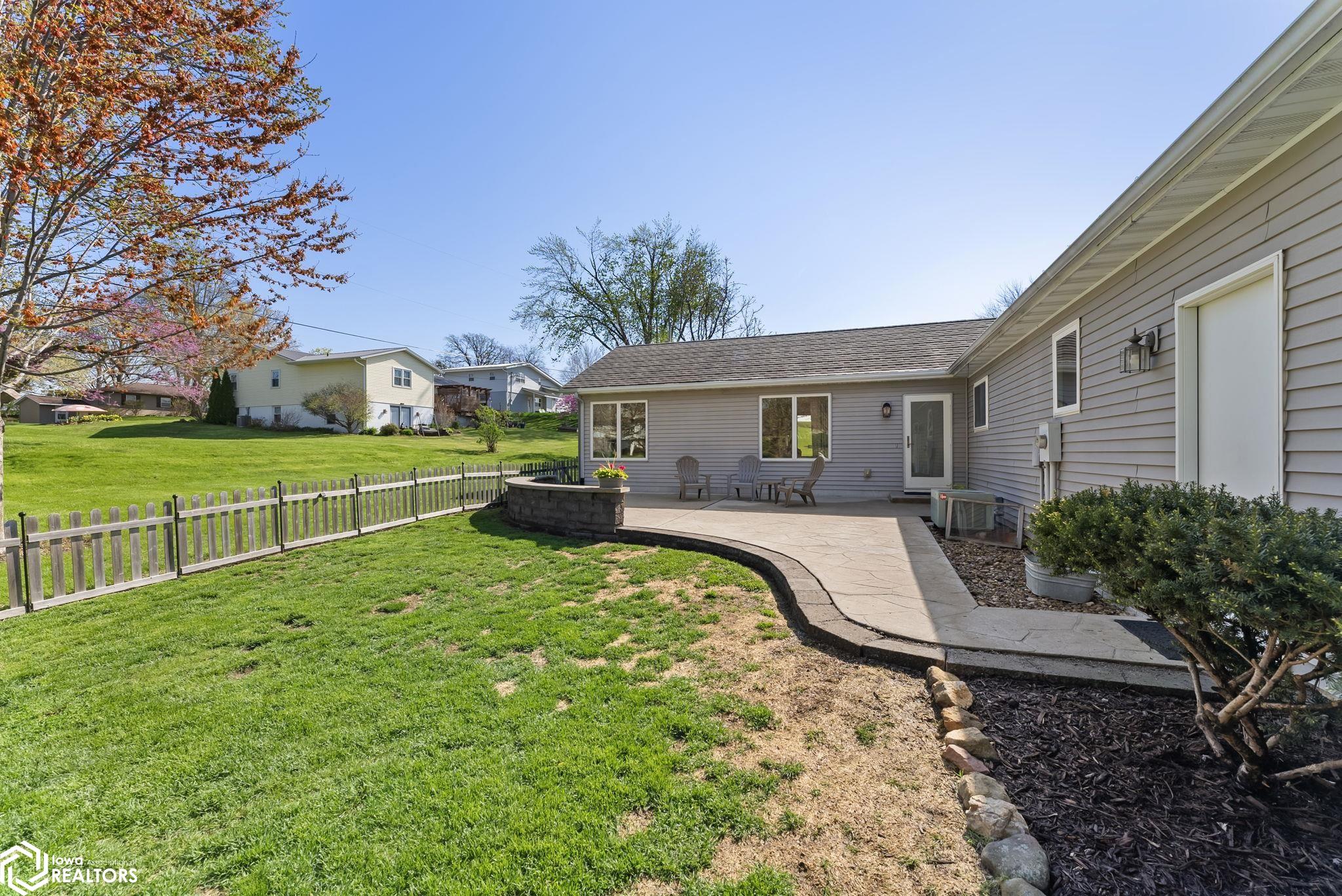 108 Fairview Drive, Wellman, Iowa image 7