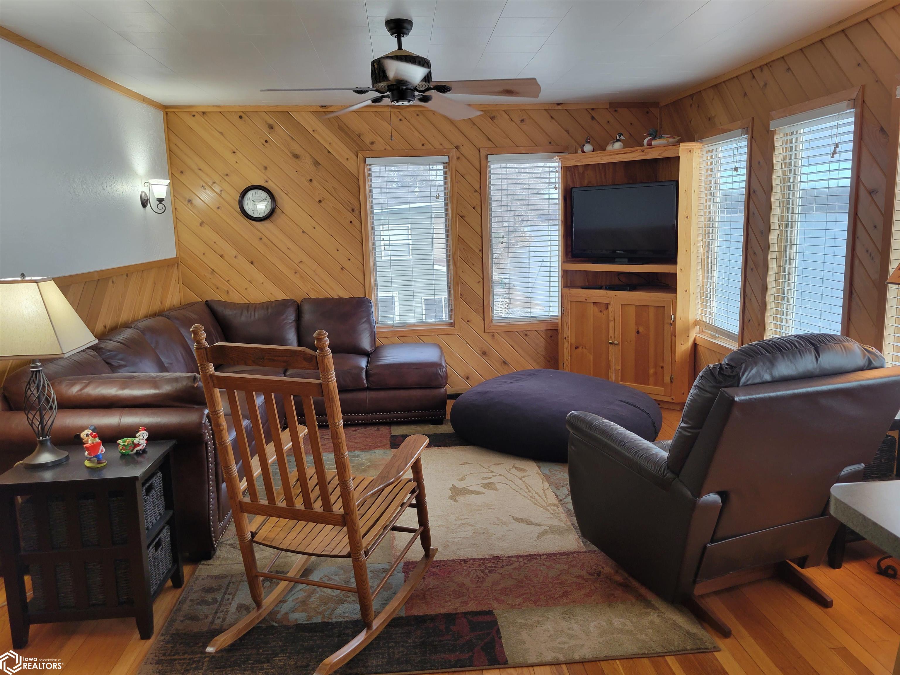 1842 Obrien Avenue, Clarion, Iowa image 16