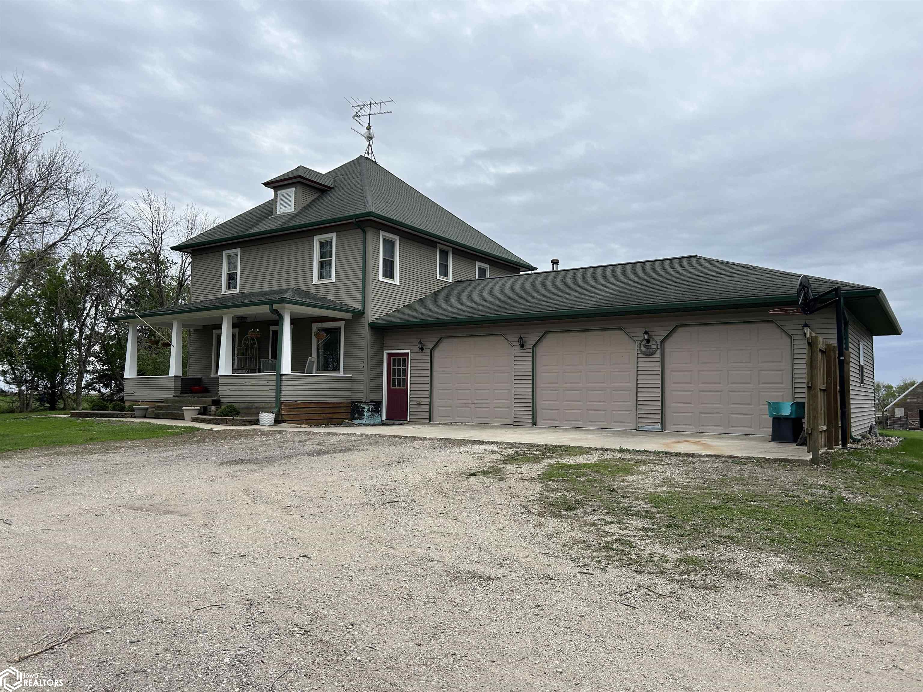 13446 530th Street, Pocahontas, Iowa image 2