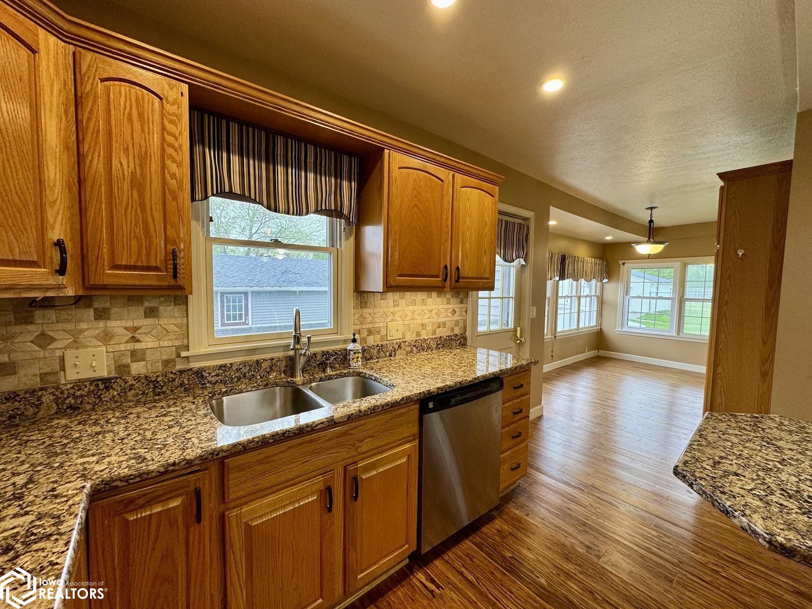 735 Sweeny Avenue, Burlington, Iowa image 16