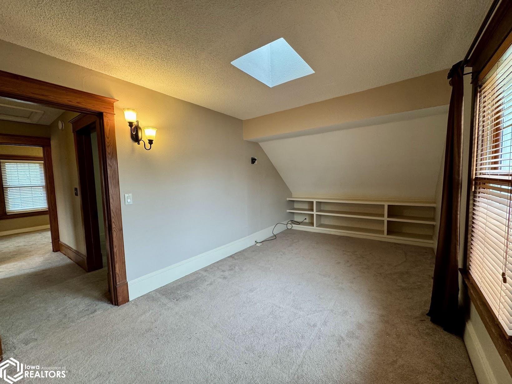 735 Sweeny Avenue, Burlington, Iowa image 29
