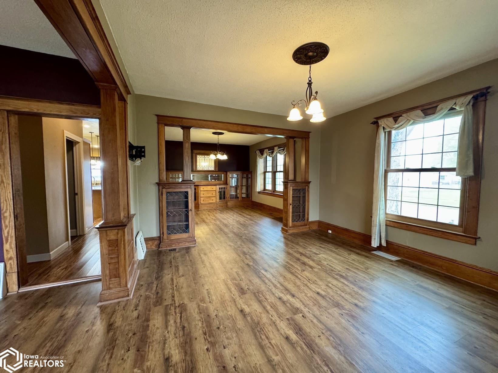 735 Sweeny Avenue, Burlington, Iowa image 4
