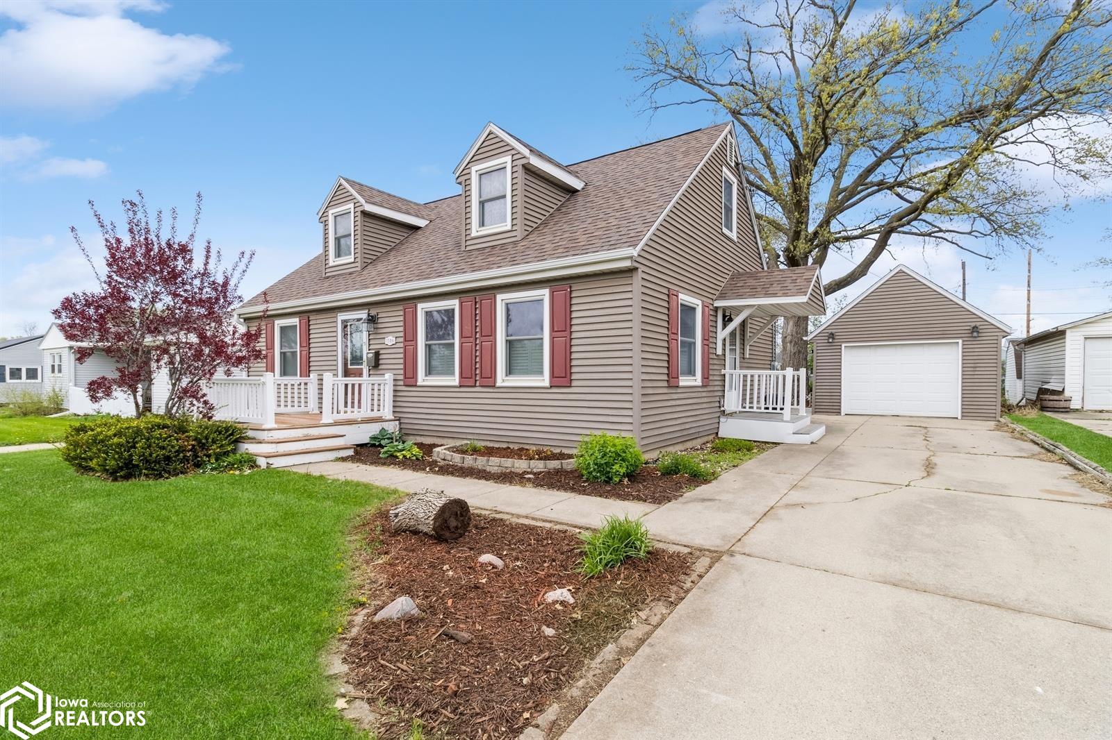 1508 Elder Drive, Marshalltown, Iowa image 1