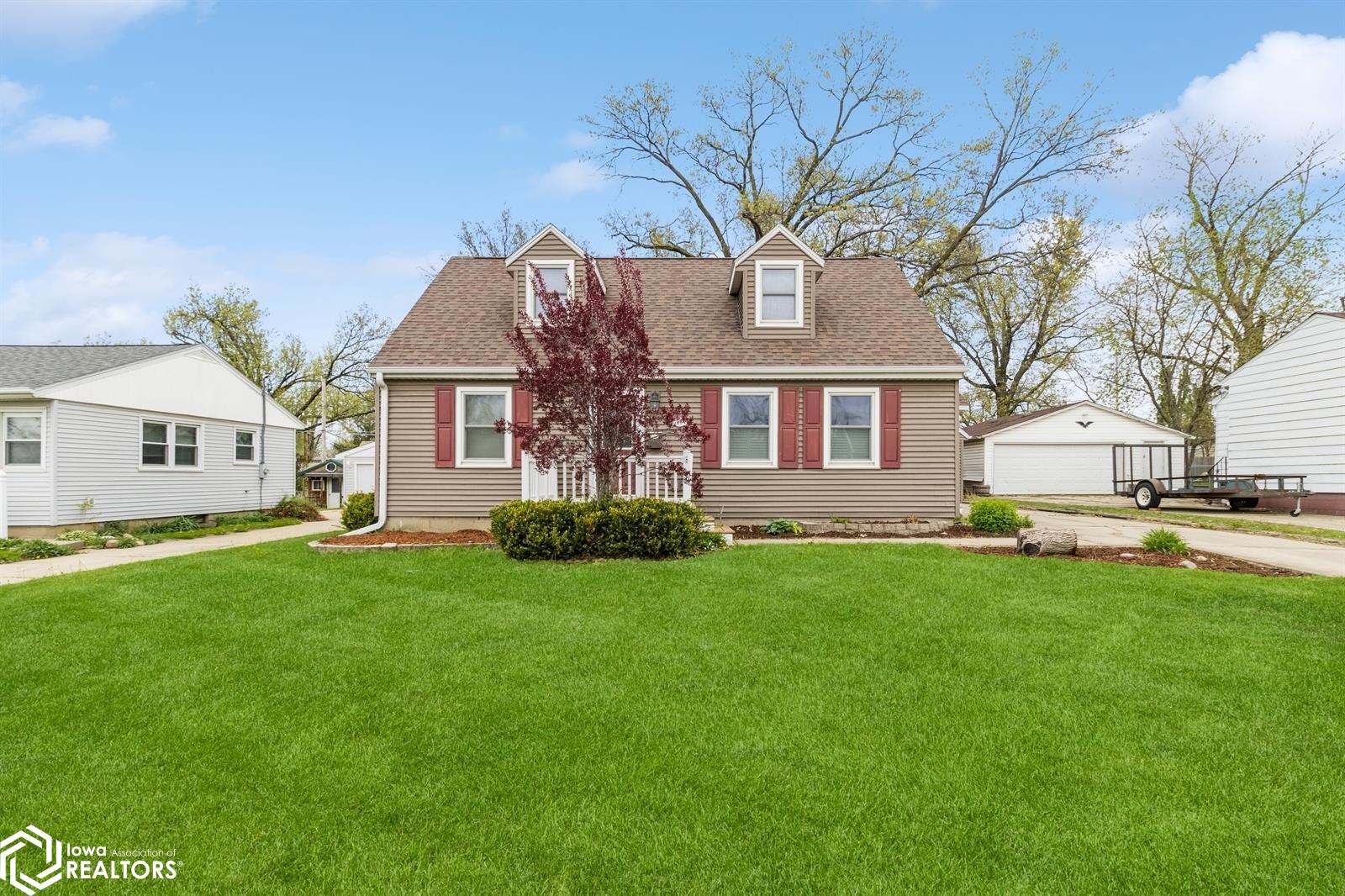 1508 Elder Drive, Marshalltown, Iowa image 3