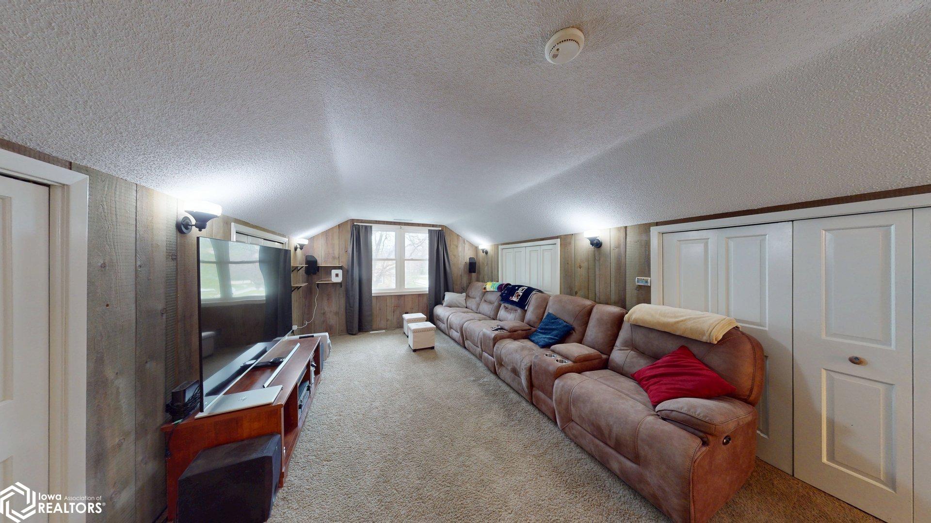20 S Crescent Drive, Mason City, Iowa image 16