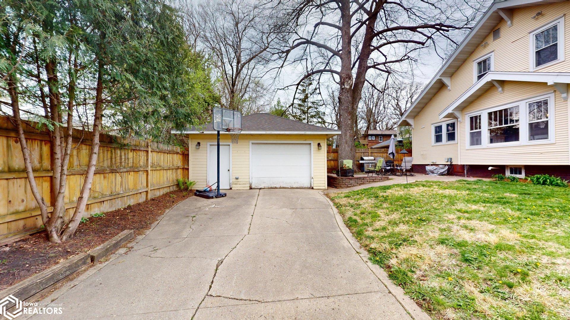 20 S Crescent Drive, Mason City, Iowa image 25