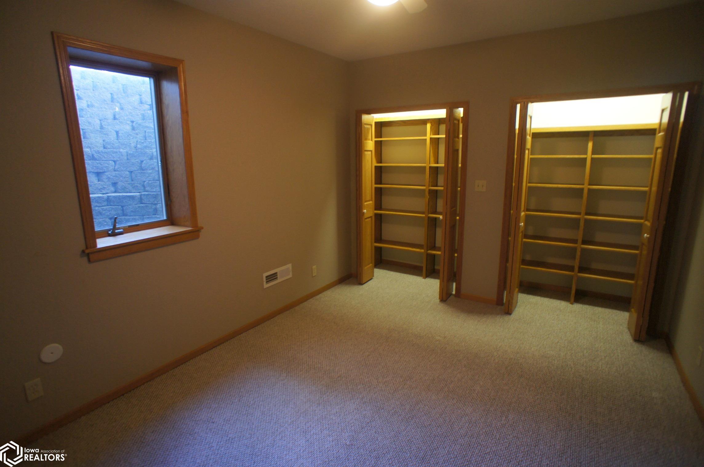 1004 Fair Meadow Drive, Webster City, Iowa image 29