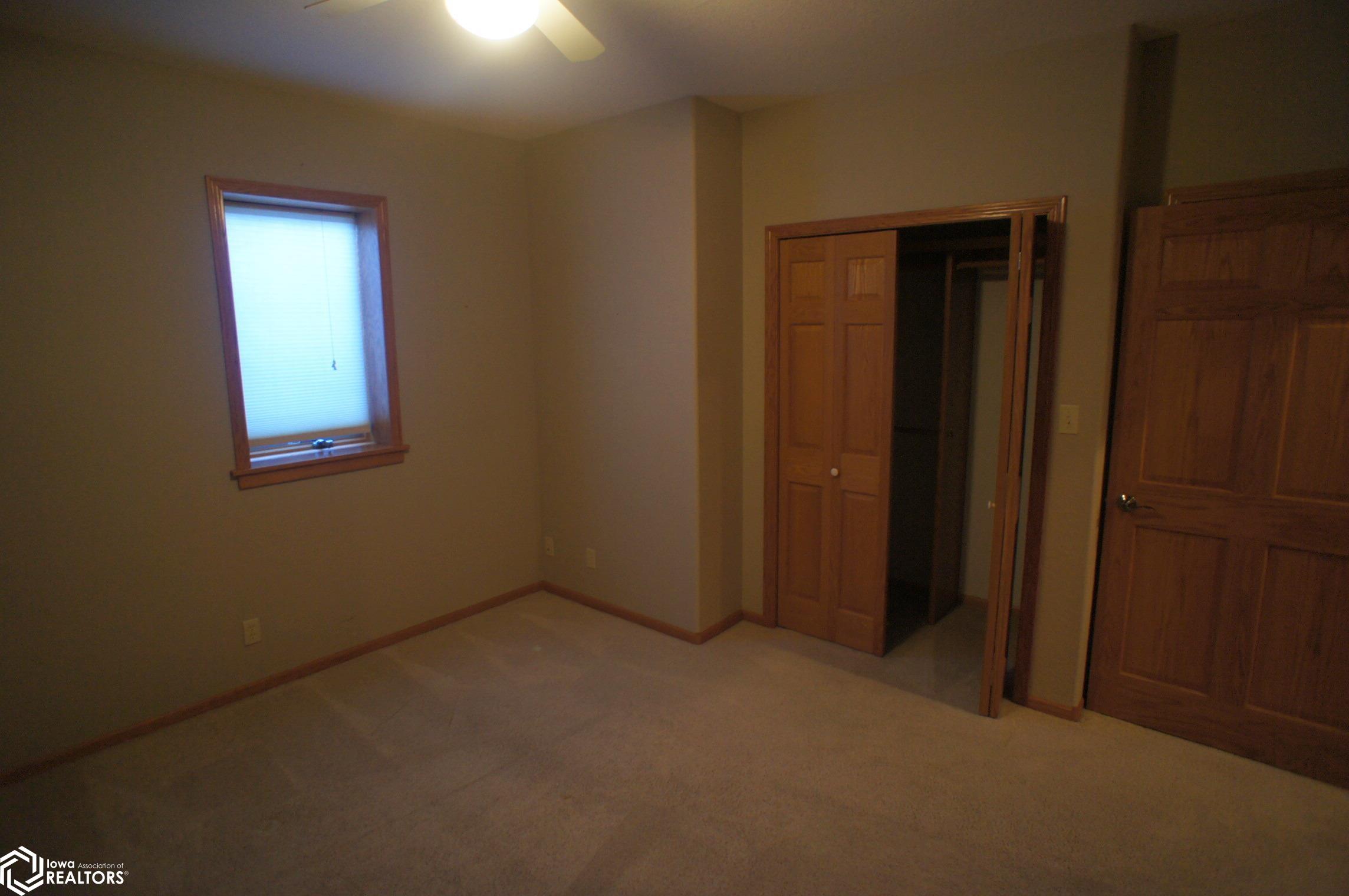 1004 Fair Meadow Drive, Webster City, Iowa image 30