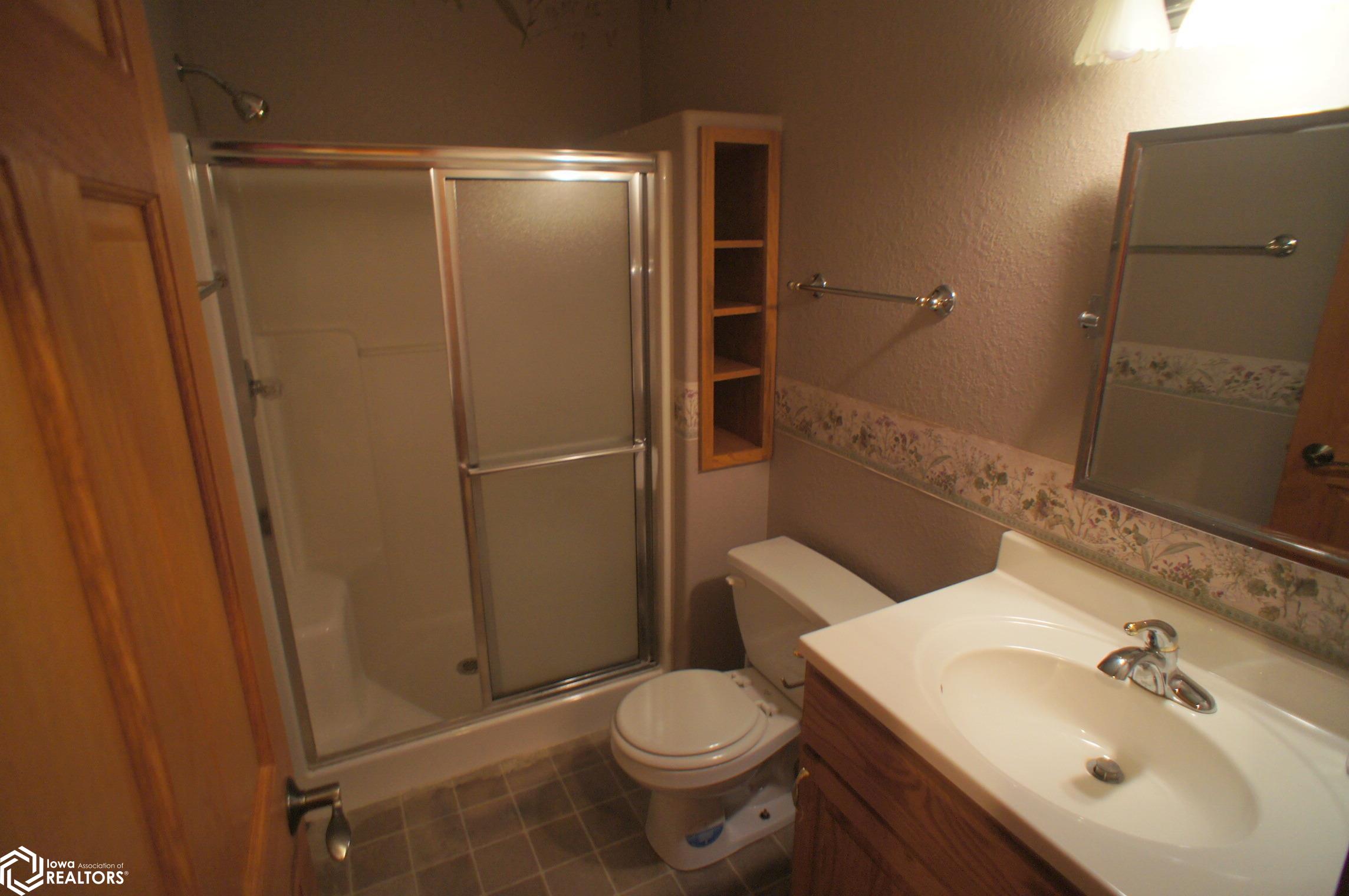 1004 Fair Meadow Drive, Webster City, Iowa image 31