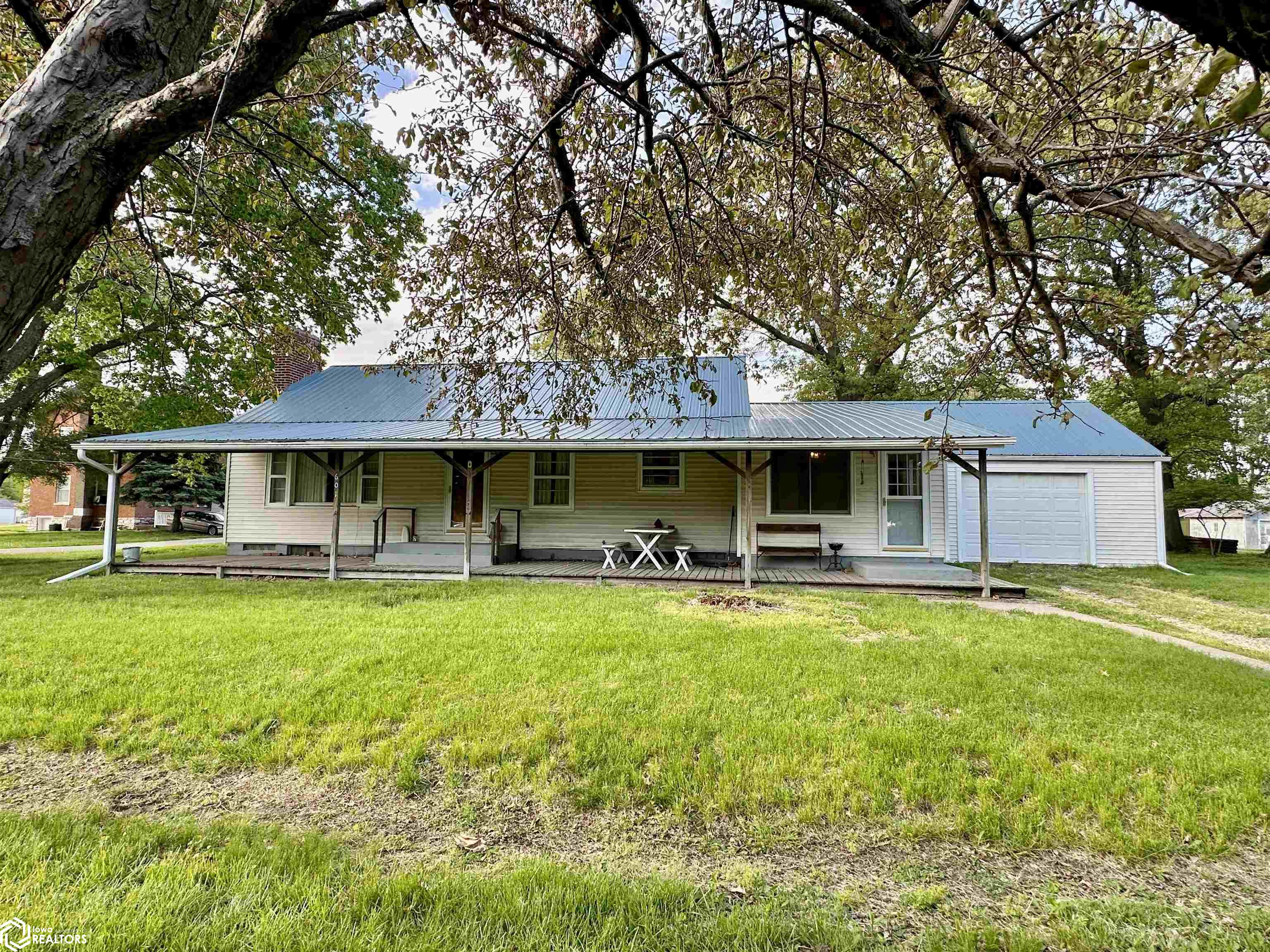 601 Pike Street, Oquawka, Illinois image 18