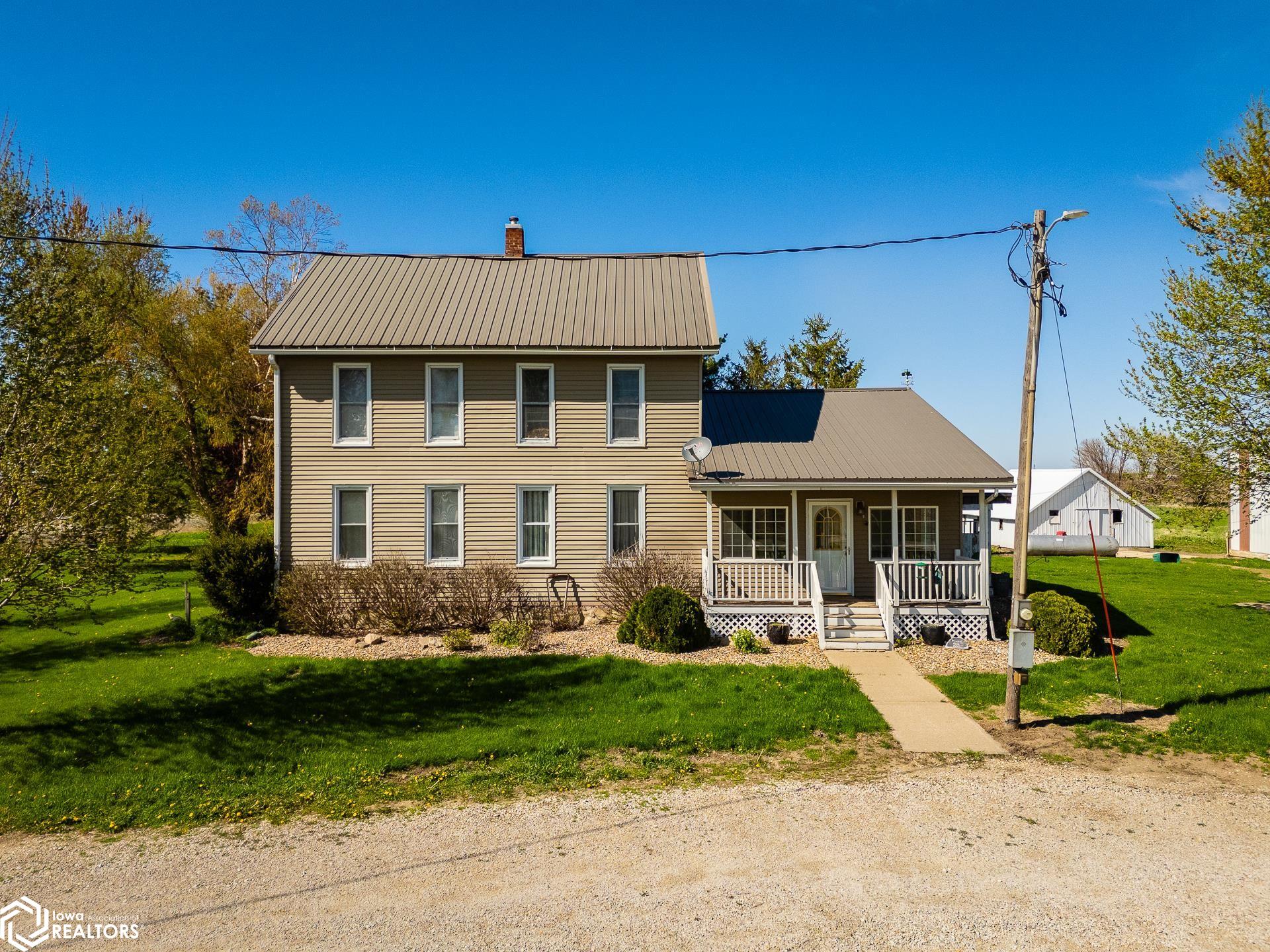 3633 Highway T47, Montour, Iowa image 1
