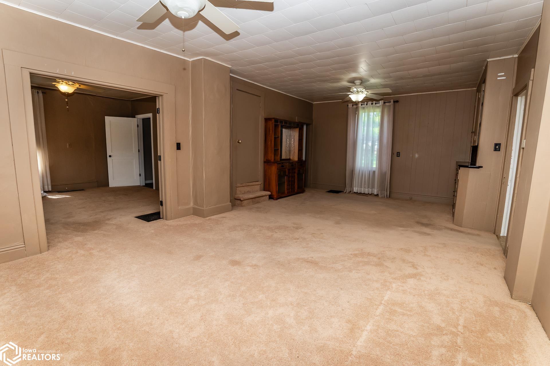 3633 Highway T47, Montour, Iowa image 14