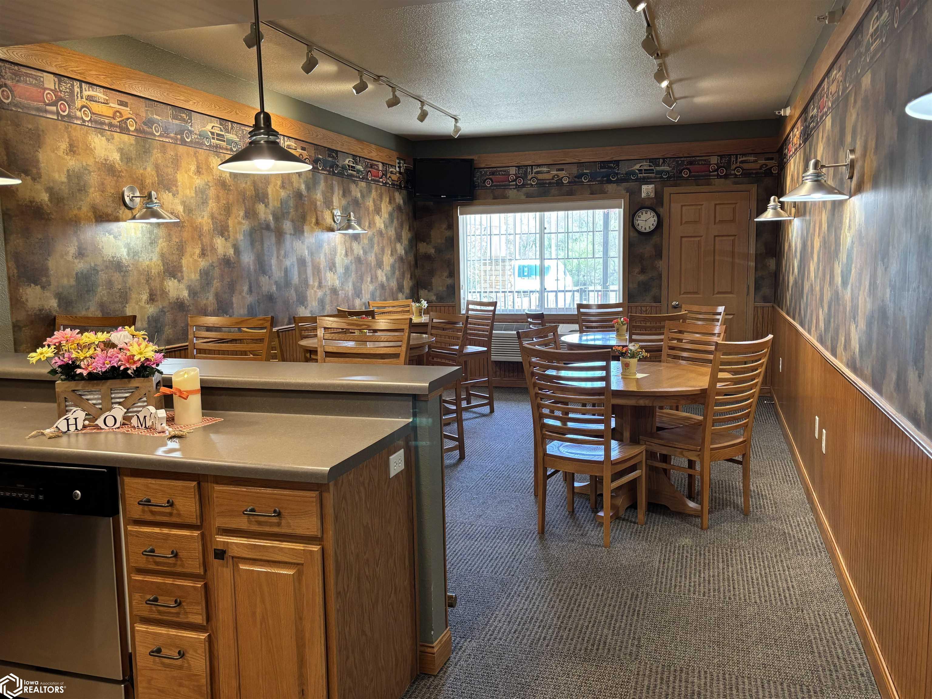 915 W Merle Hibbs Boulevard #209, Marshalltown, Iowa image 5