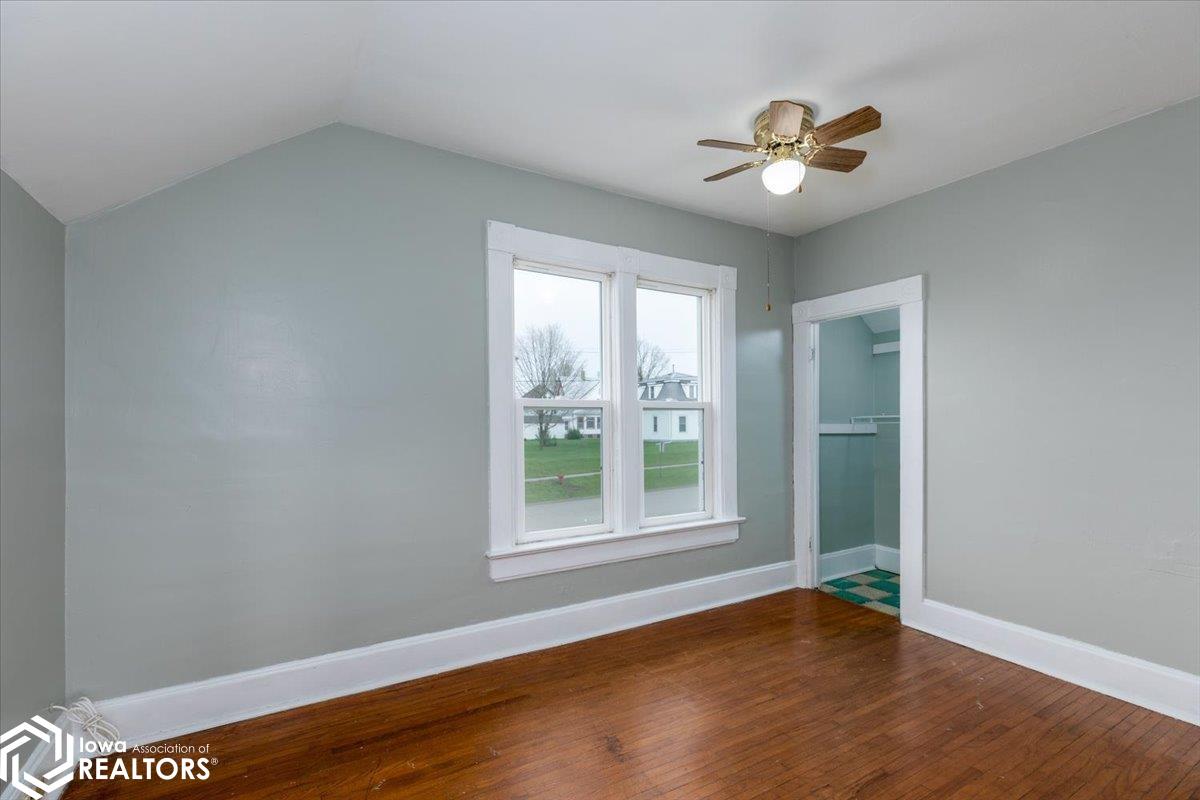 215 W Des Moines Street, Brooklyn, Iowa image 12