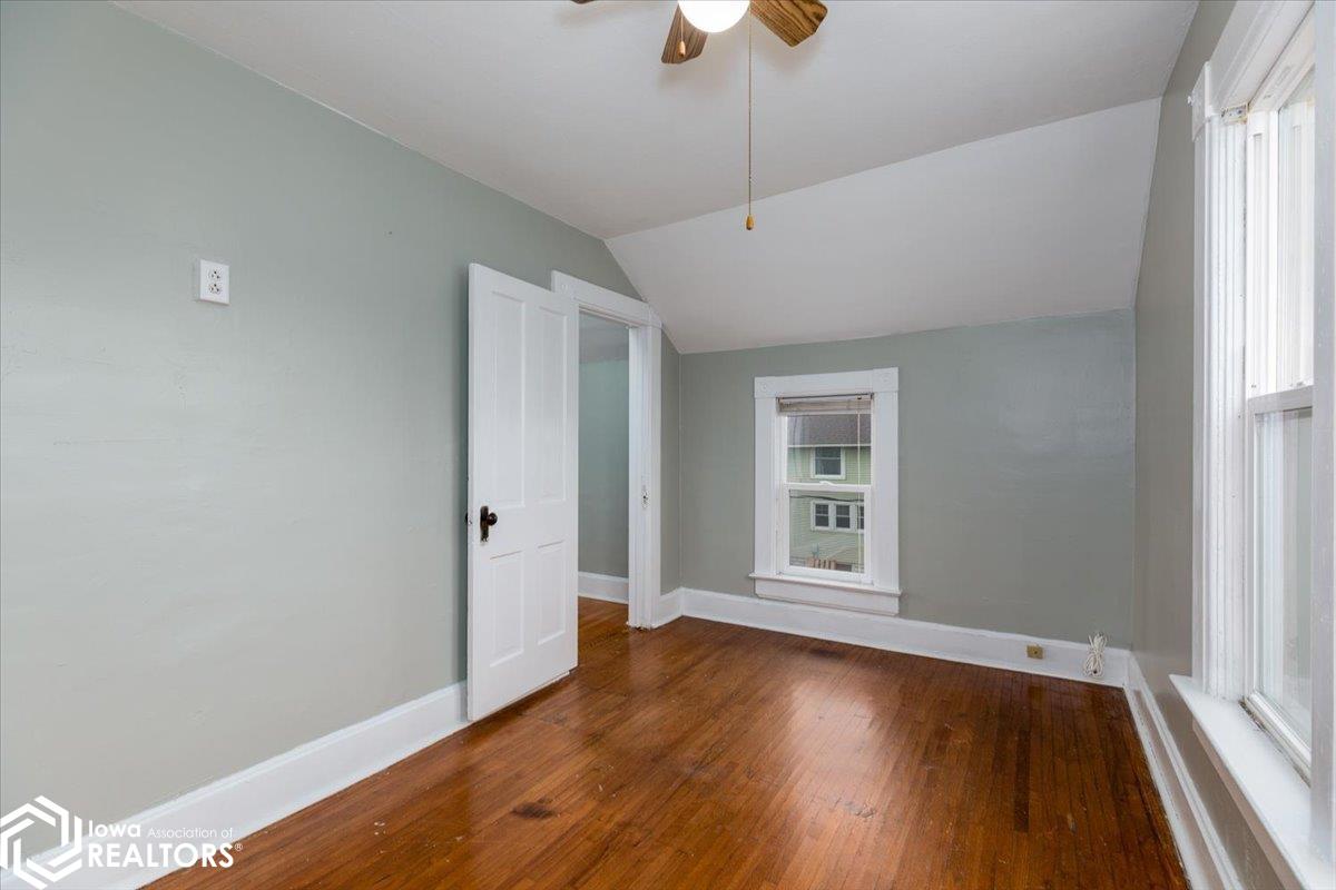 215 W Des Moines Street, Brooklyn, Iowa image 13