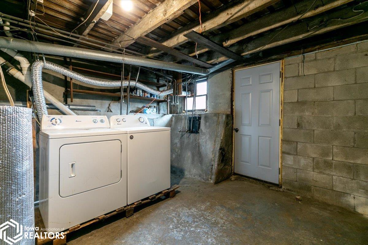 215 W Des Moines Street, Brooklyn, Iowa image 18