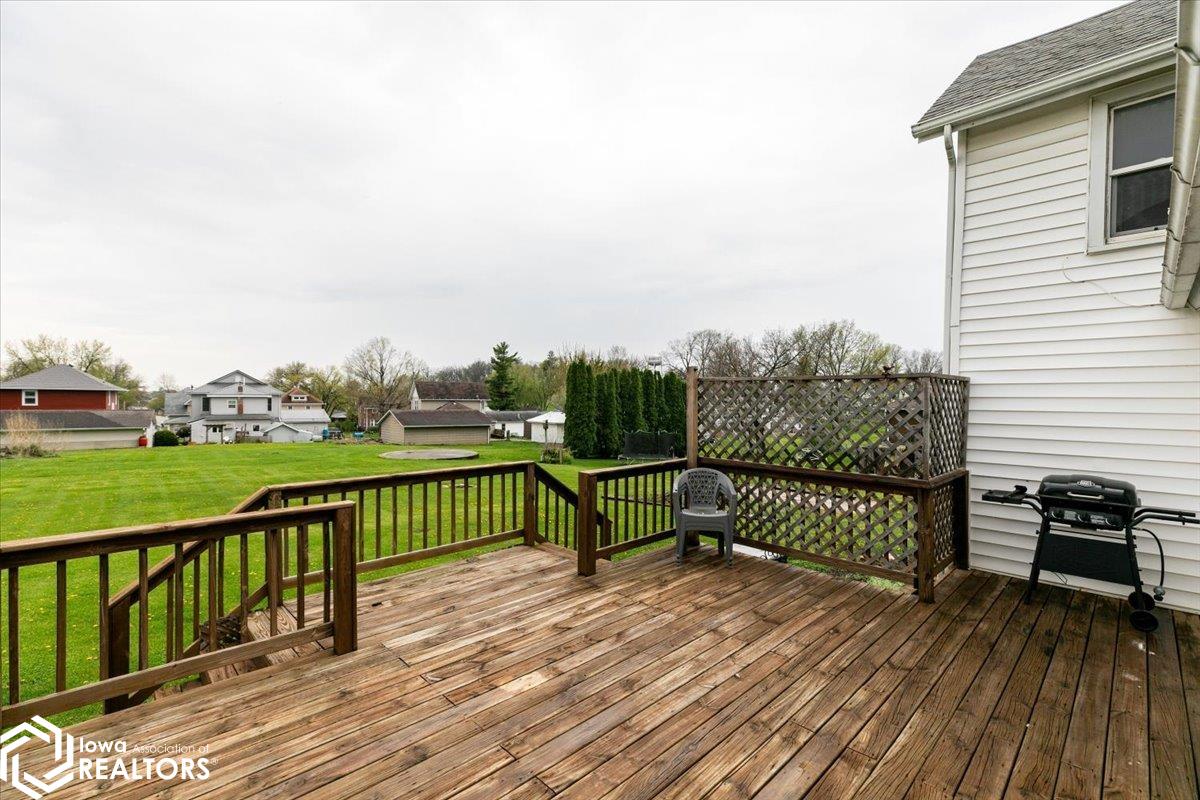 215 W Des Moines Street, Brooklyn, Iowa image 24