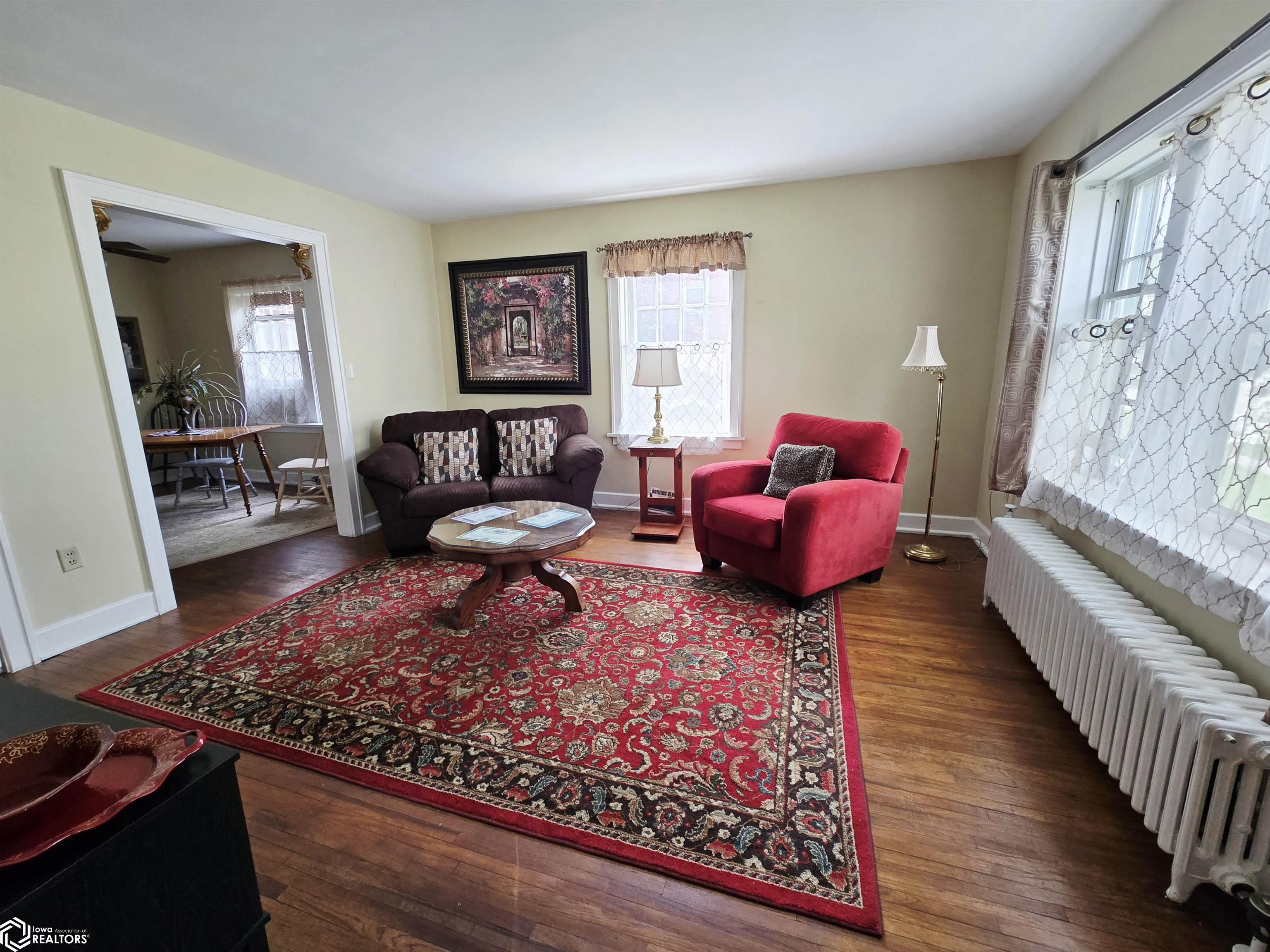 718 Avenue E, Fort Madison, Iowa image 2