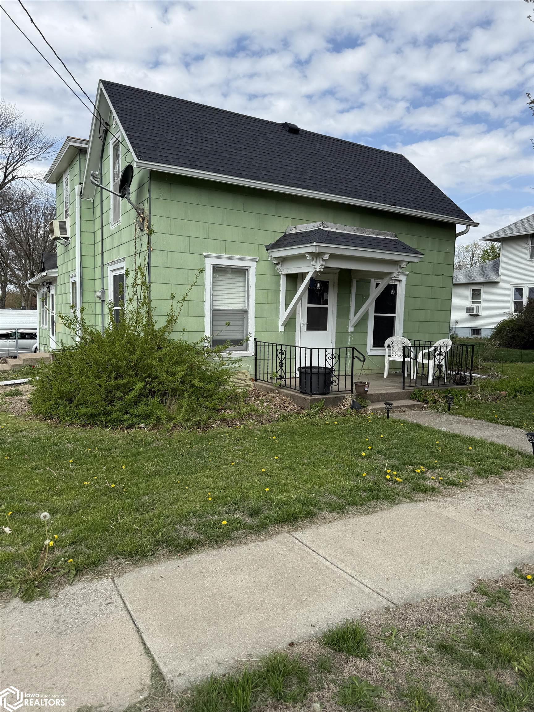 911 Omaha Avenue, Essex, Iowa image 1